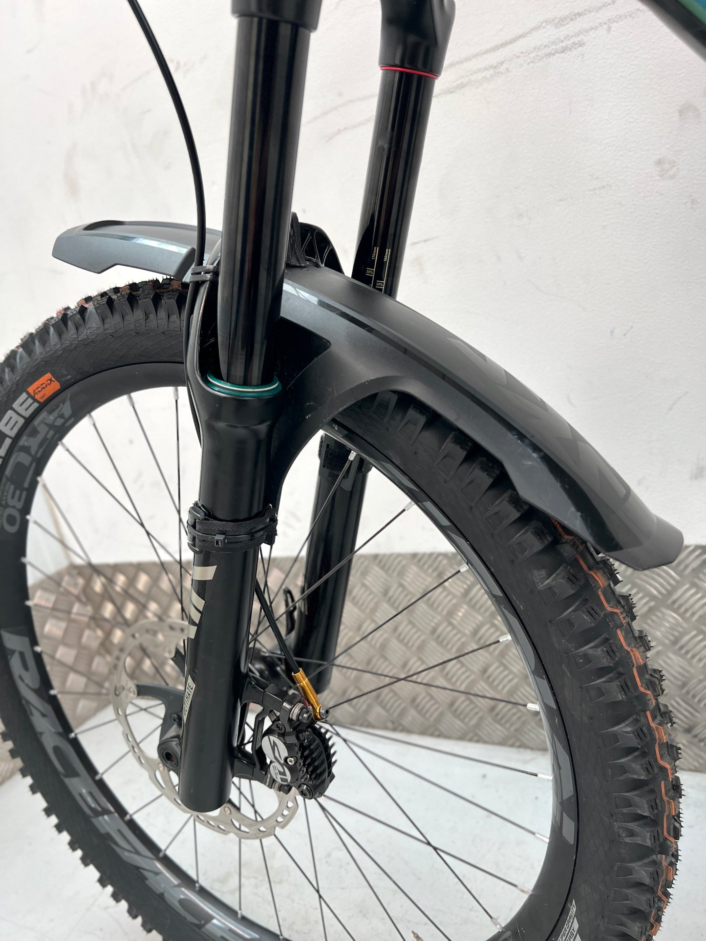2022 SANTA CRUZ BRONSON C | RRP £7000