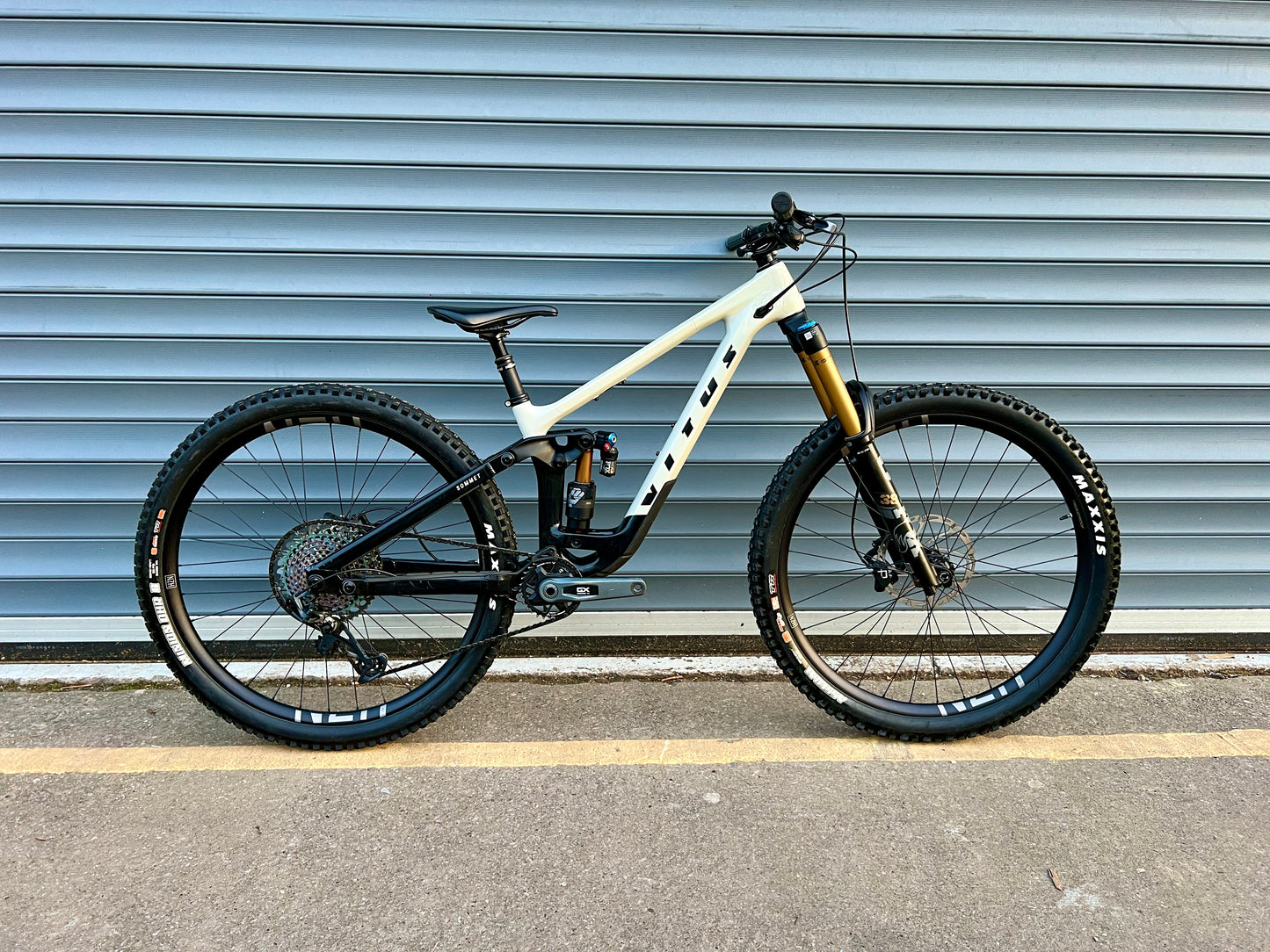 2024 VITUS SOMMET CRX 290 | RRP £4600
