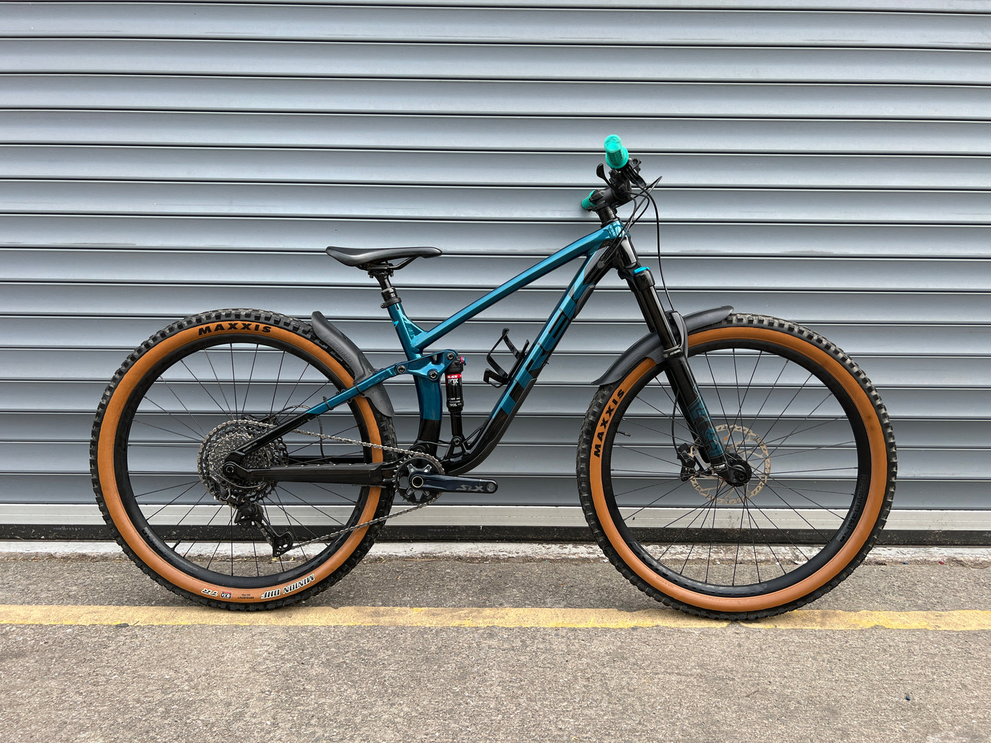 2021/22 TREK FUEL EX8 | RRP £3450