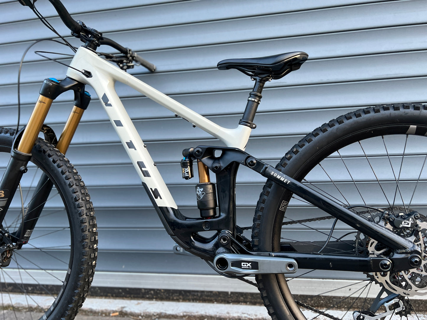 2024 VITUS SOMMET CRX 290 | RRP £4600