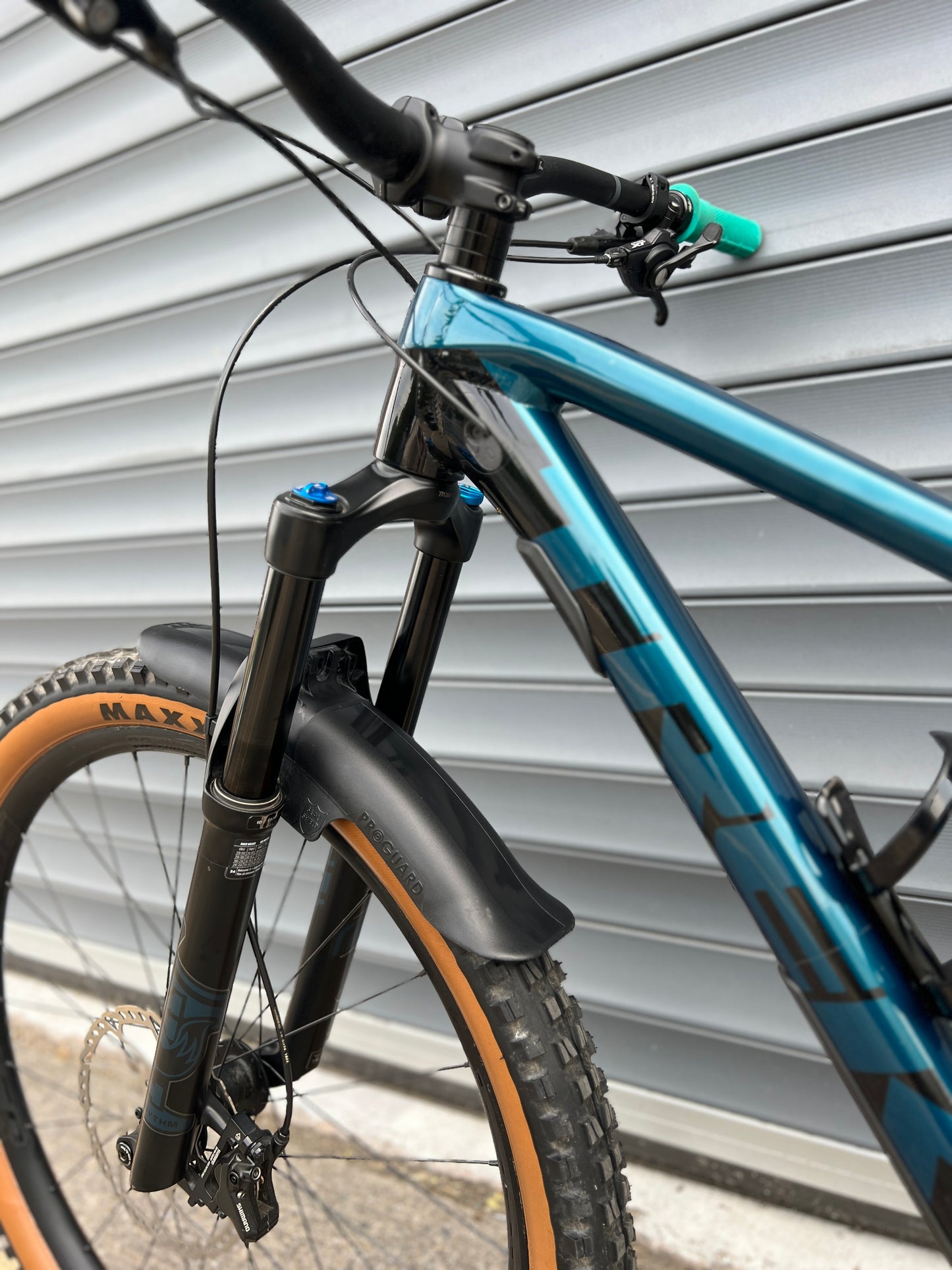 2021/22 TREK FUEL EX8 | RRP £3450
