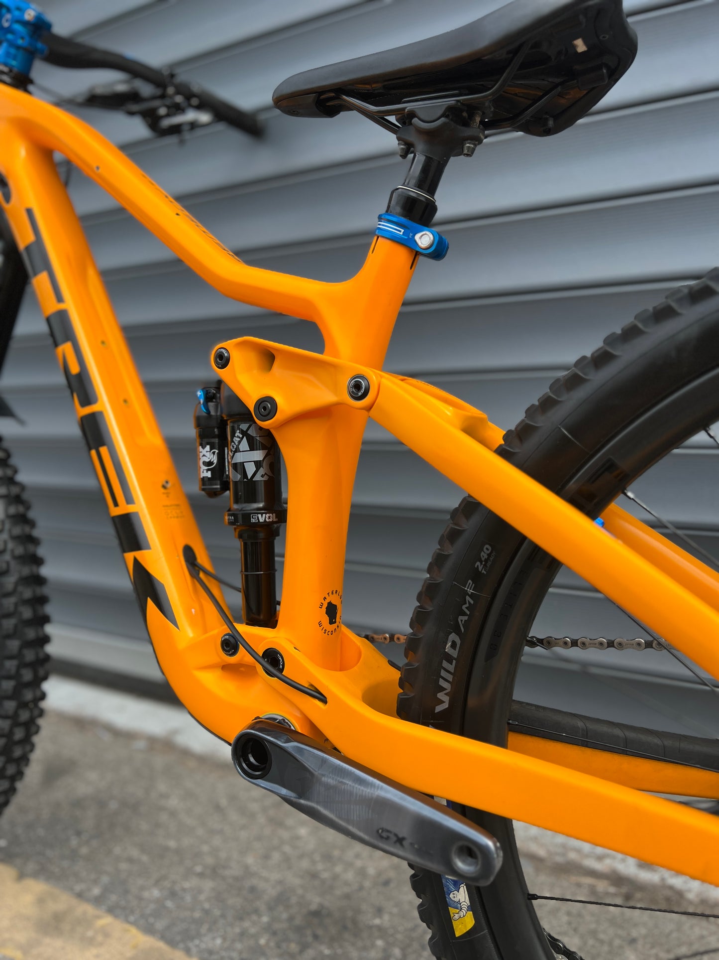 2022 TREK REMEDY 9.8 CARBON | RRP £5850
