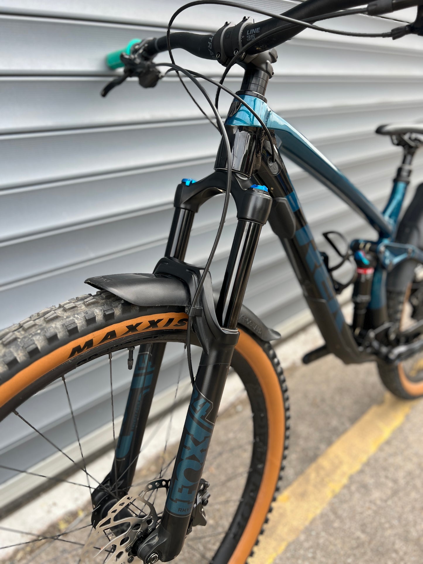 2021/22 TREK FUEL EX8 | RRP £3450