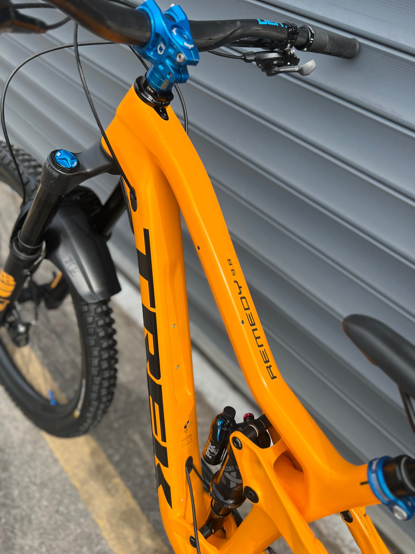 2022 TREK REMEDY 9.8 CARBON | RRP £5850