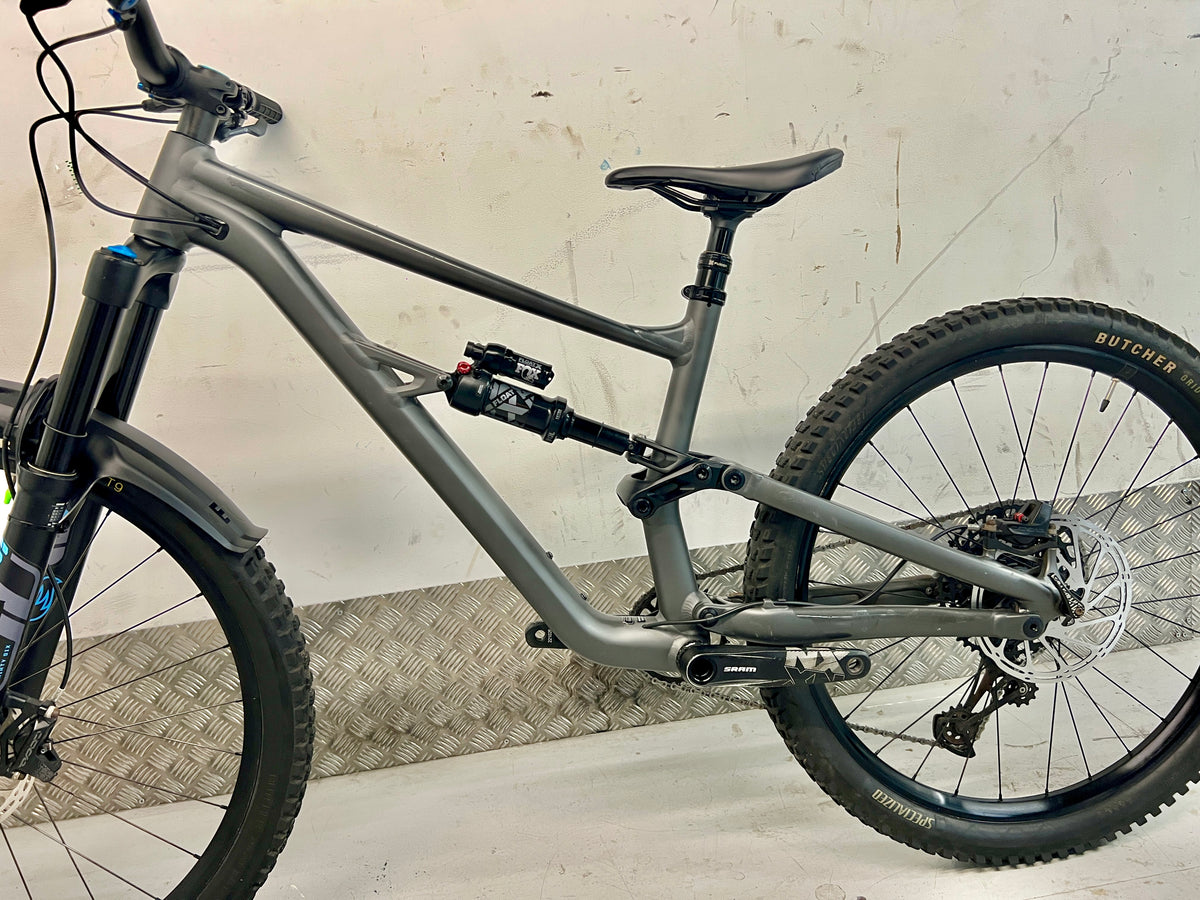 2022/23 SPECIALIZED STATUS 160 MULLET | RRP £3200