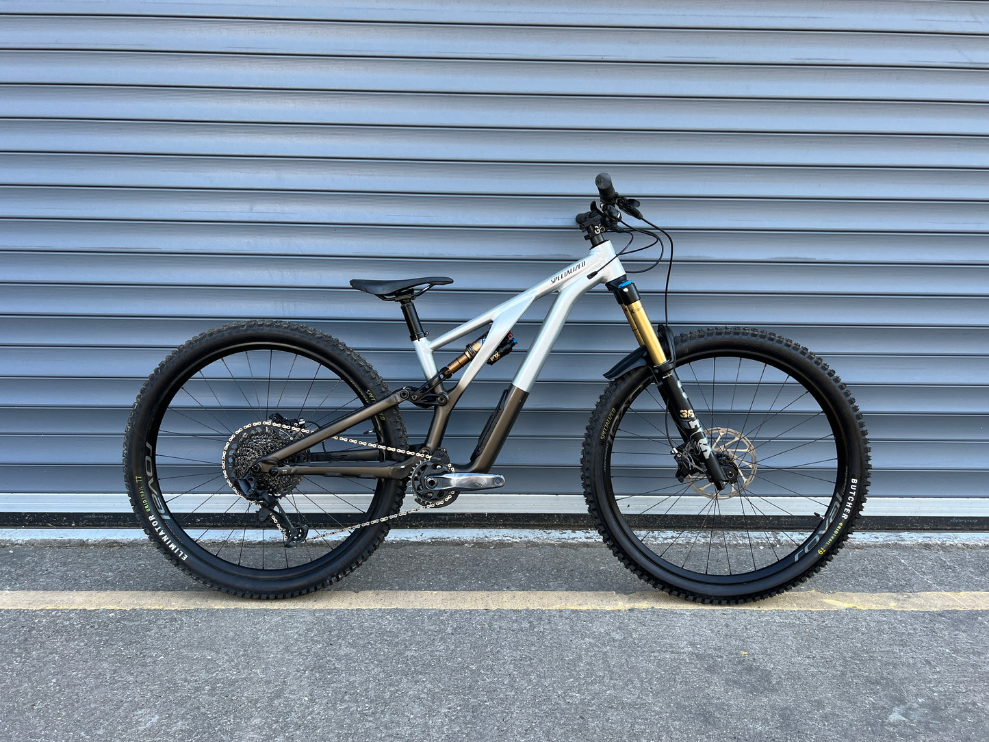 2023 SPECIALIZED STUMPJUMPER EVO ELITE ALLOY | RRP £5800