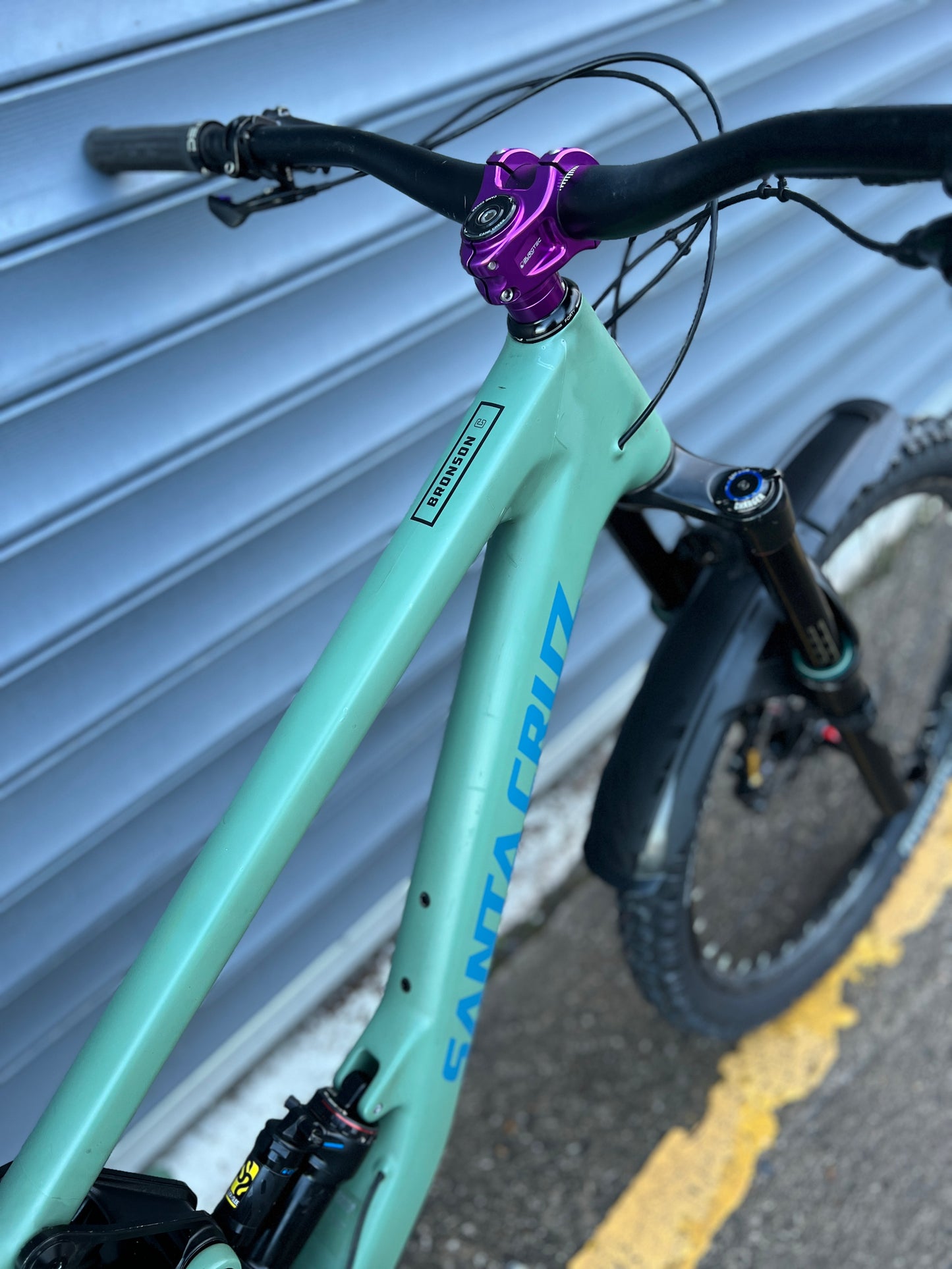 2022 SANTA CRUZ BRONSON C | RRP £7000
