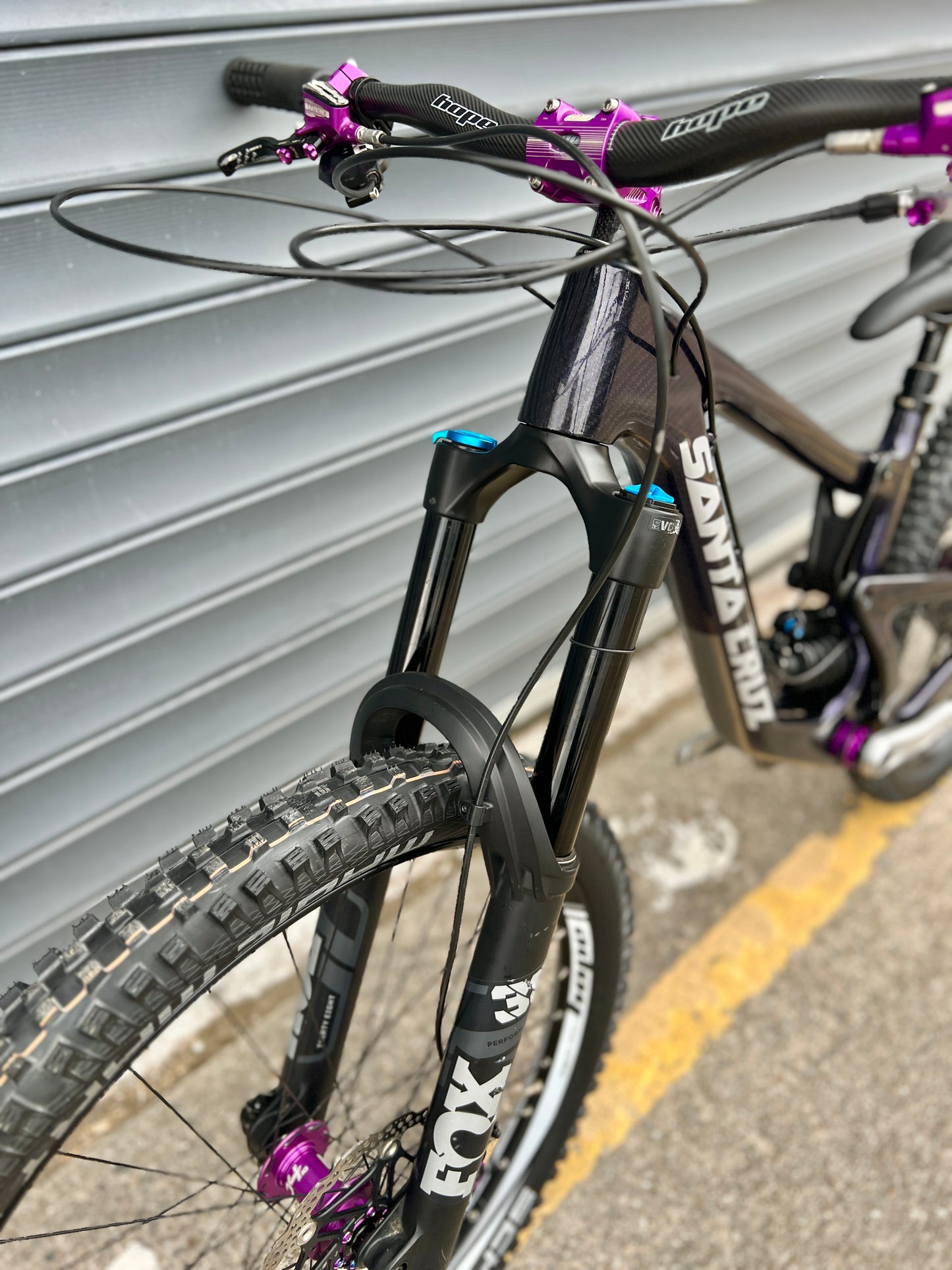 2019 SANTA CRUZ NOMAD C - FULL CUSTOM ONE OFF | RRP £7500