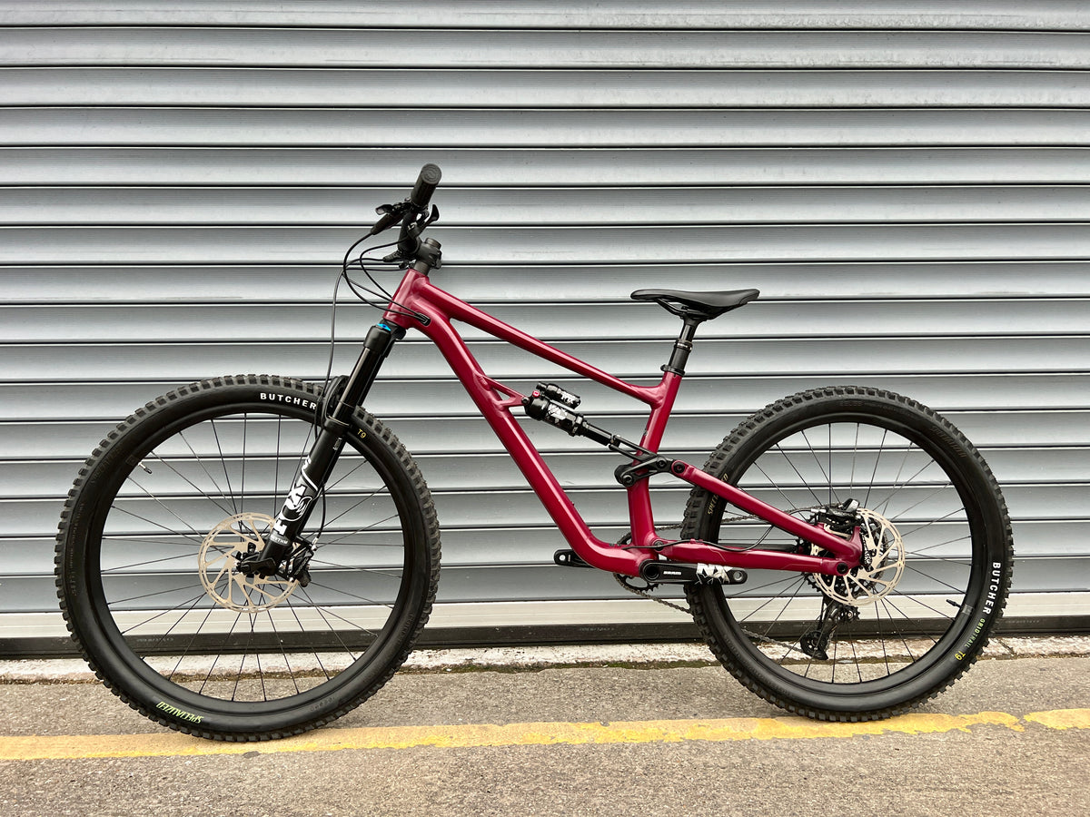 2023 SPECIALIZED STATUS 160 | RRP £3200