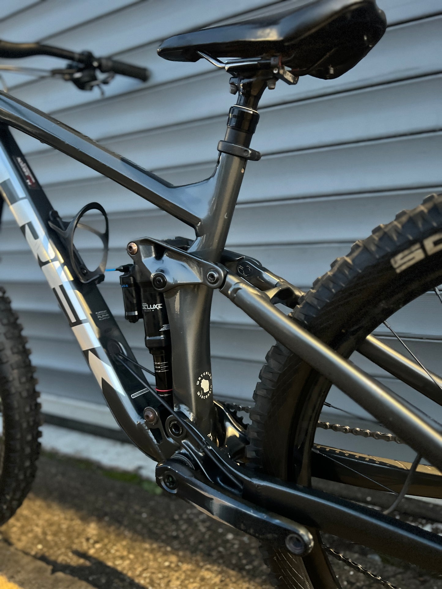 2021 TREK REMEDY 8 XT | RRP £3450