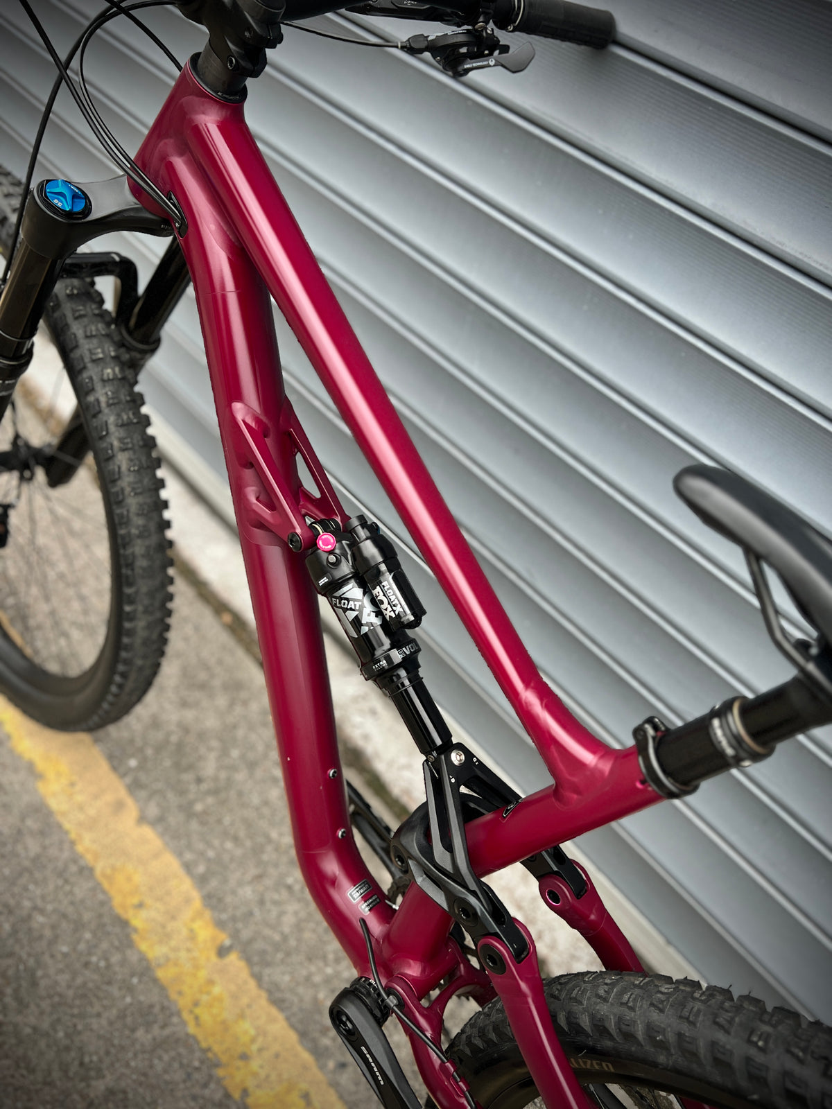 2023 SPECIALIZED STATUS 160 | RRP £3200