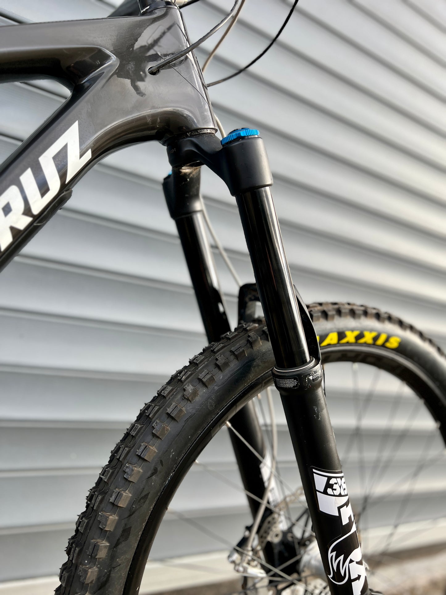 2019 SANTA CRUZ NOMAD V4 CC | RRP £8000
