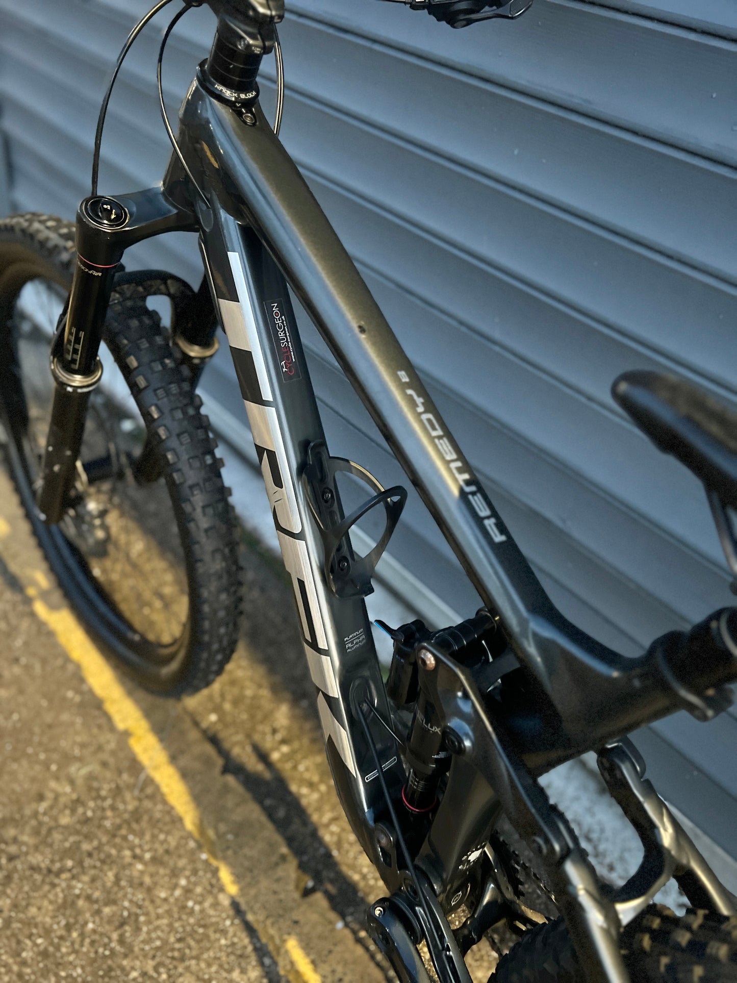2021 TREK REMEDY 8 XT | RRP £3450
