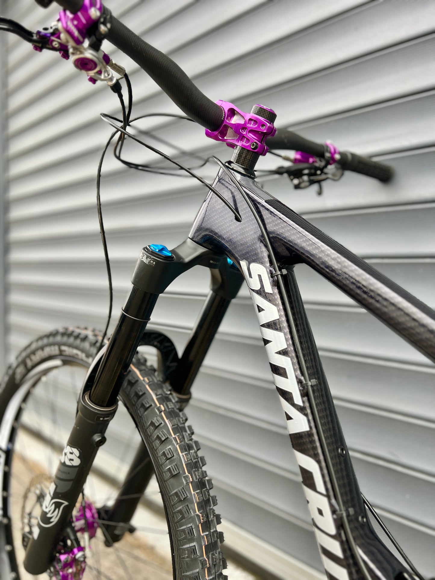 2019 SANTA CRUZ NOMAD C - FULL CUSTOM ONE OFF | RRP £7500