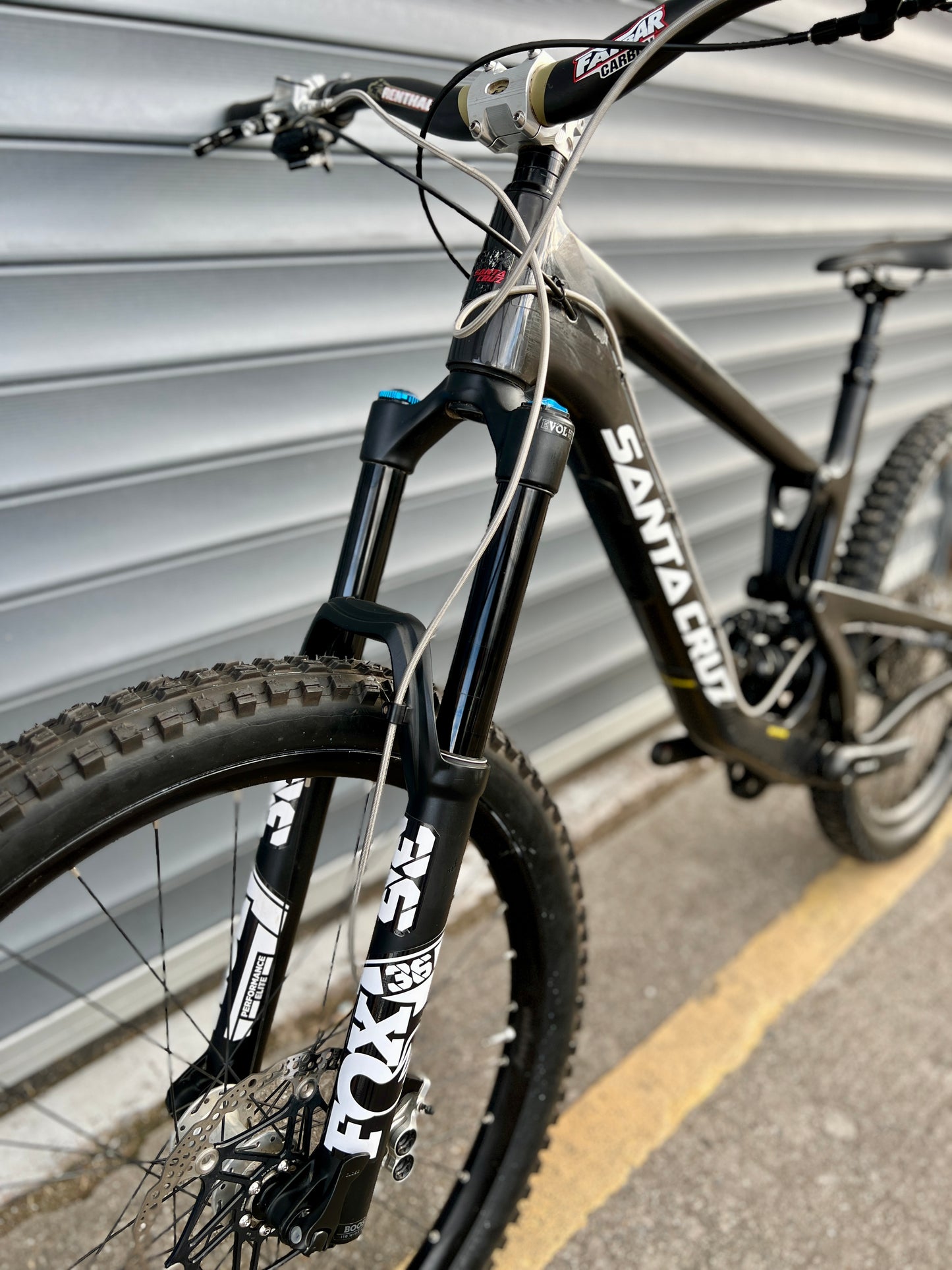 2019 SANTA CRUZ NOMAD V4 CC | RRP £8000