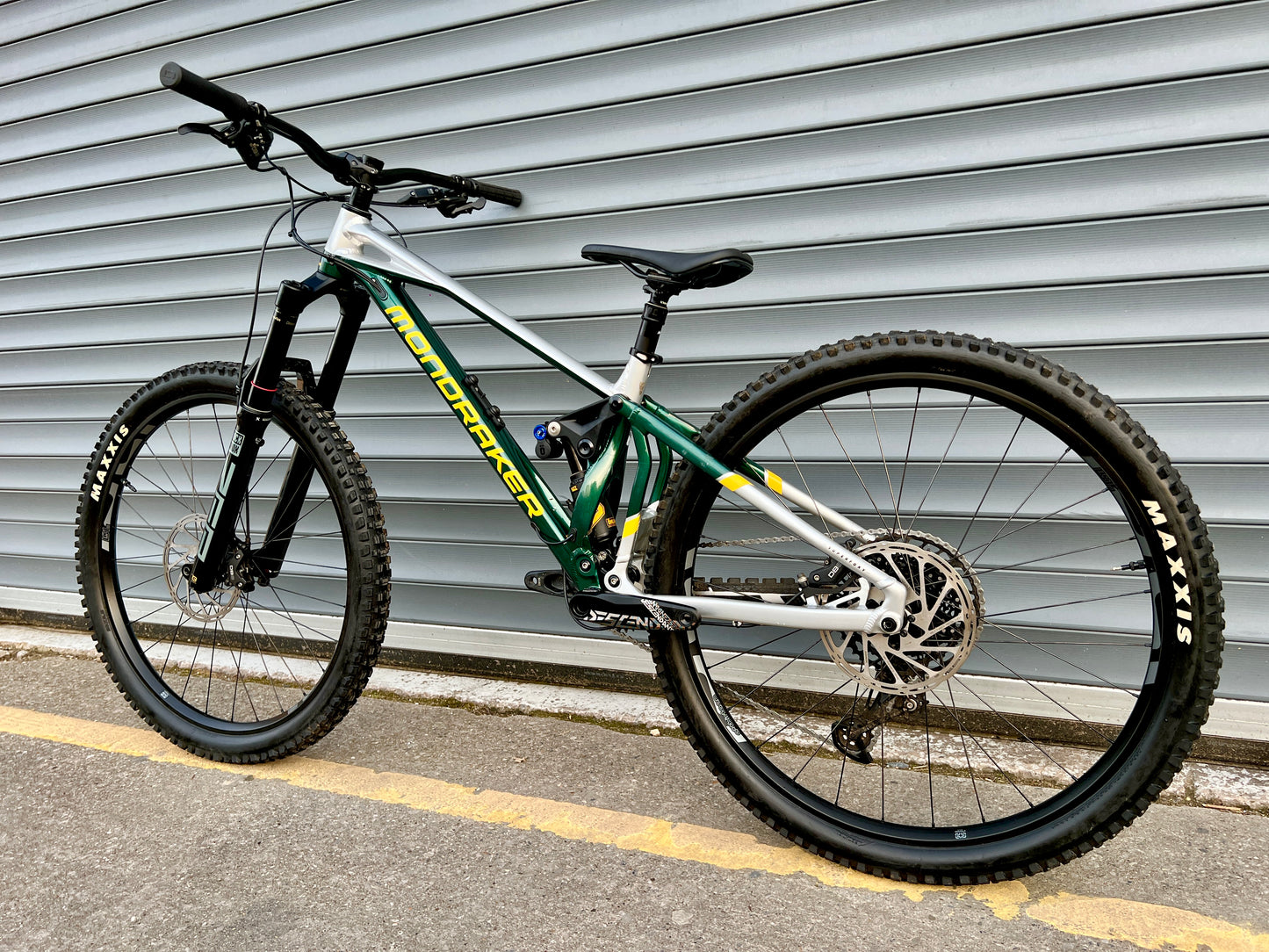 2024 MONDRAKER SUPERFOXY R | RRP £5000