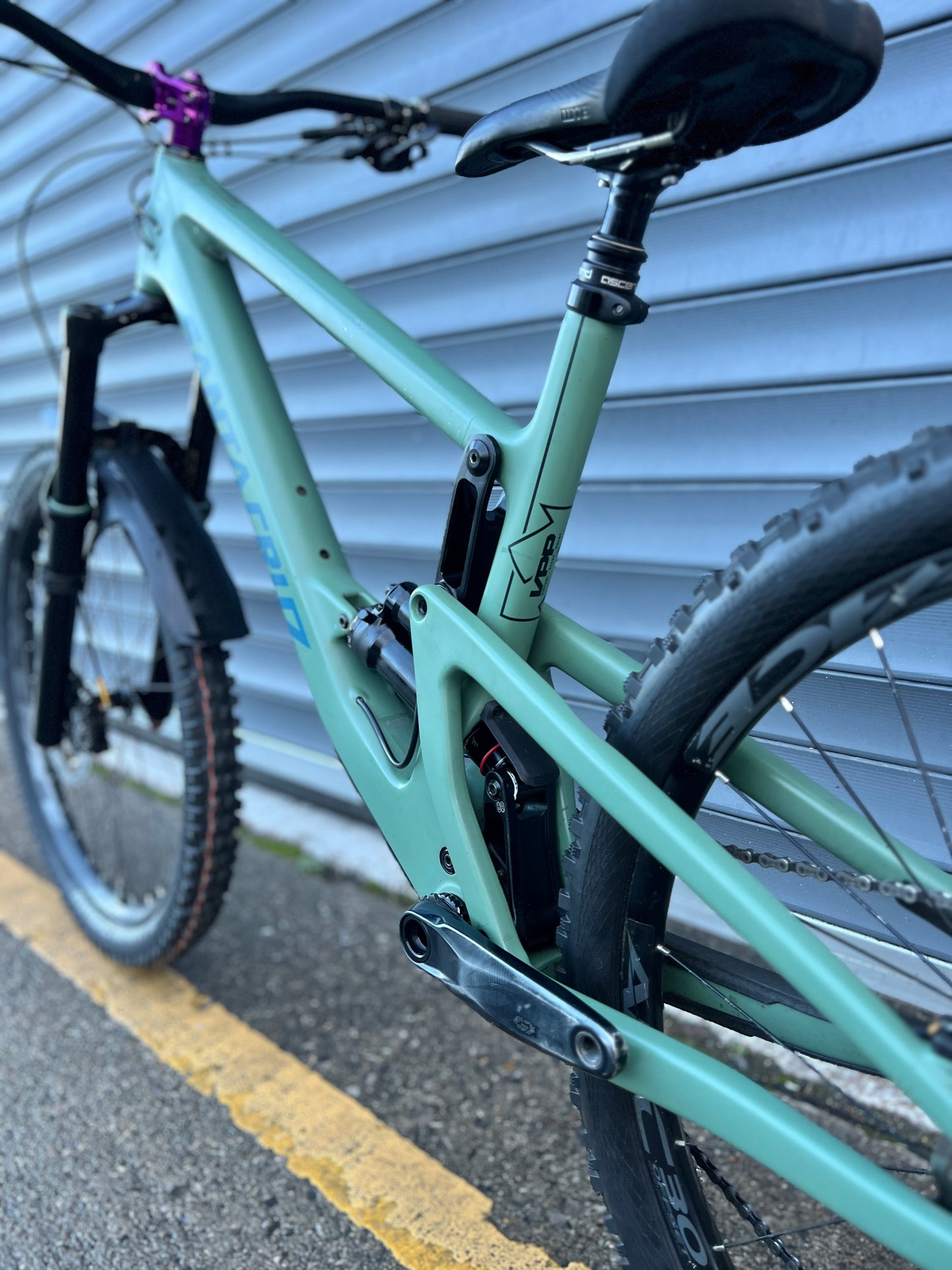 2022 SANTA CRUZ BRONSON C | RRP £7000