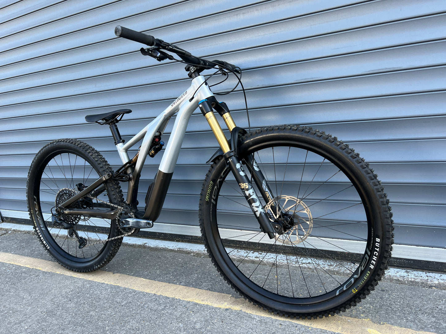 2023 SPECIALIZED STUMPJUMPER EVO ELITE ALLOY | RRP £5800