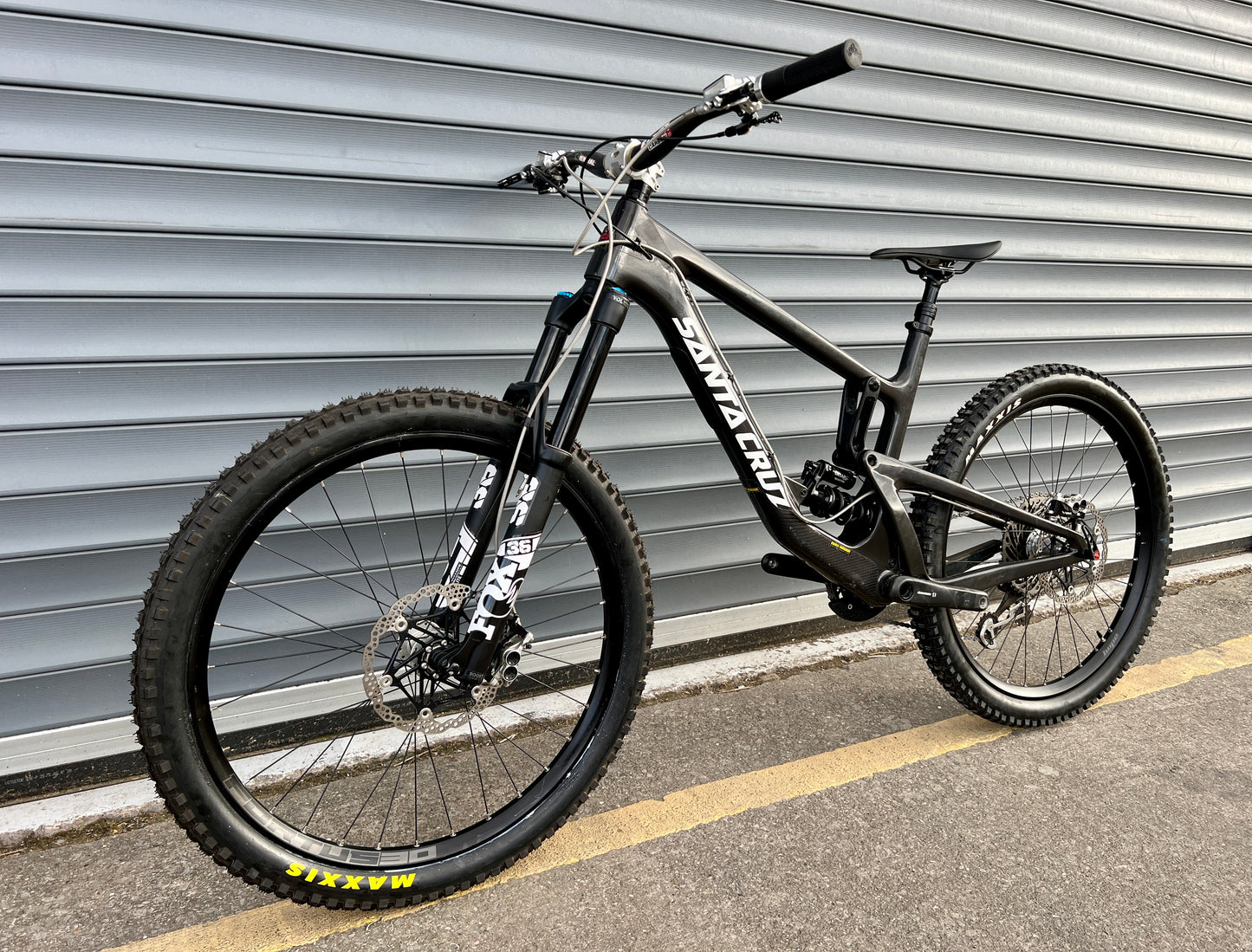 2019 SANTA CRUZ NOMAD V4 CC | RRP £8000