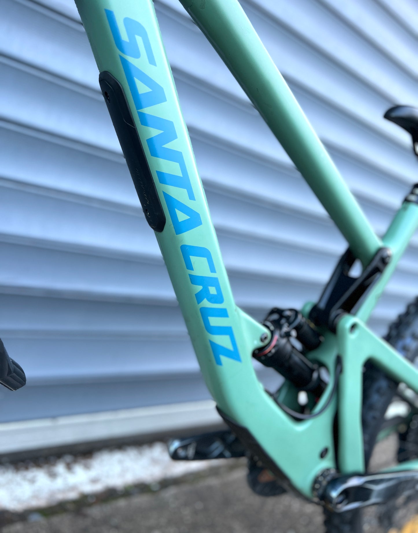 2022 SANTA CRUZ BRONSON C | RRP £7000