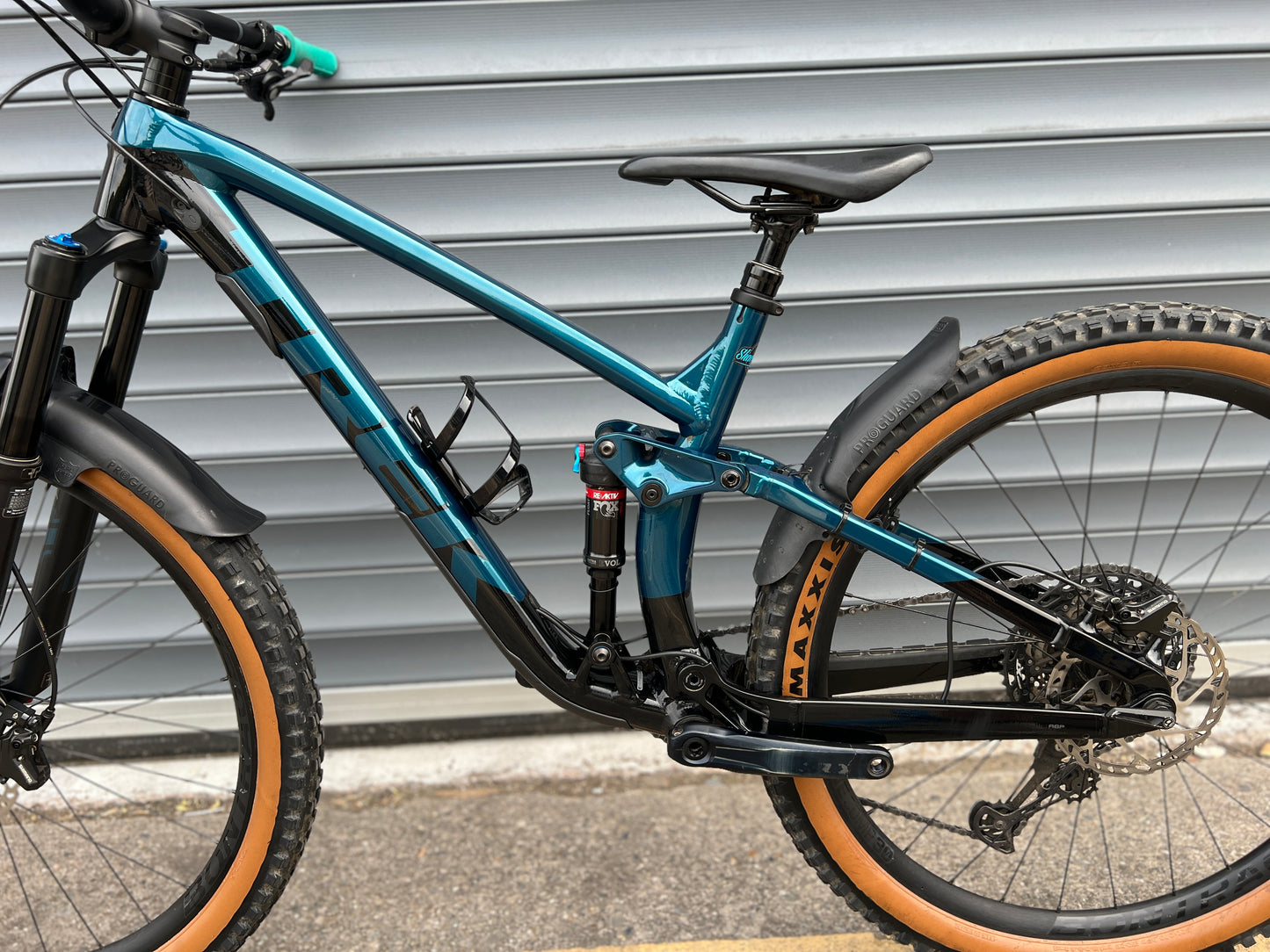 2021/22 TREK FUEL EX8 | RRP £3450