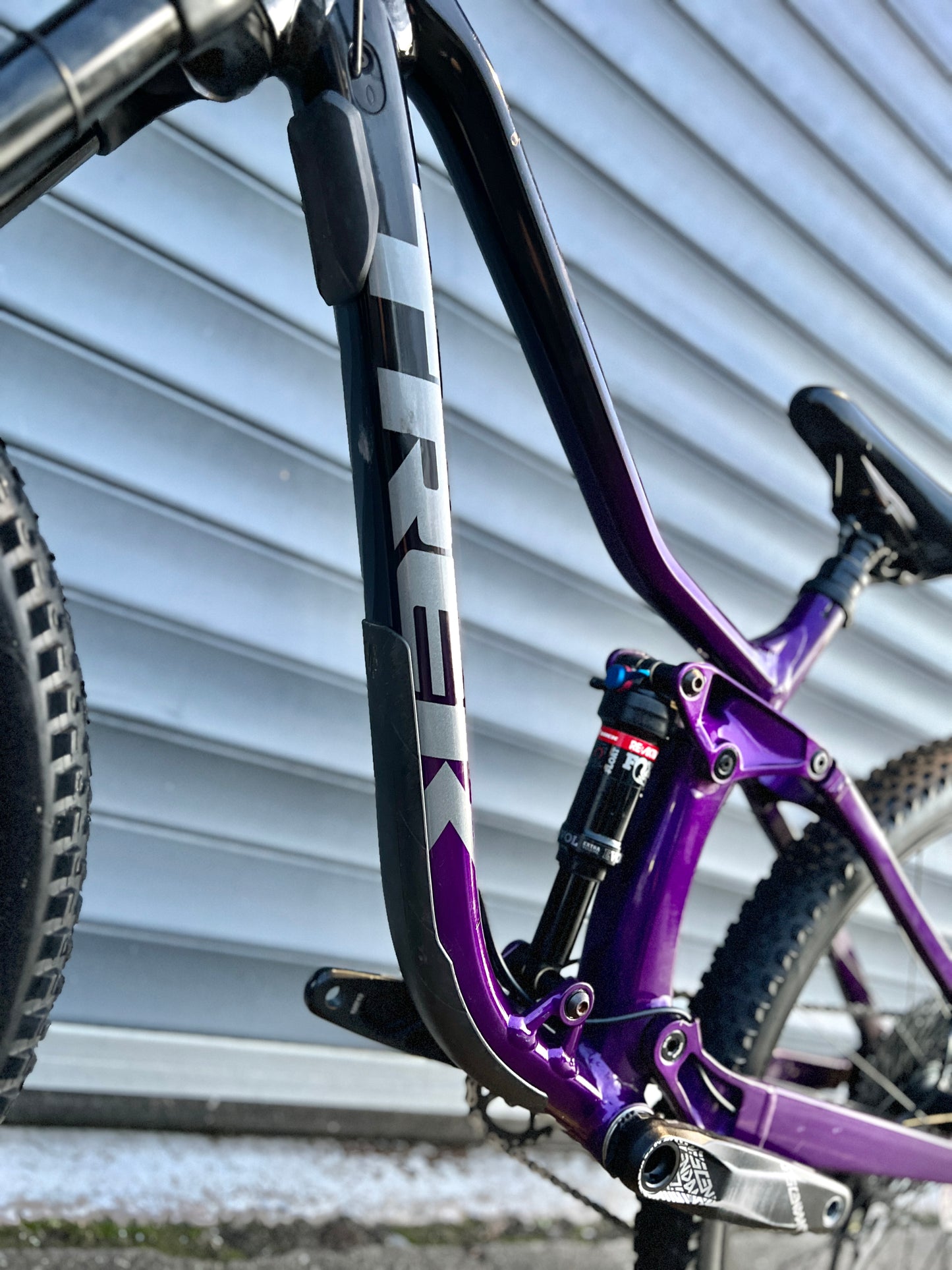 2022 TREK FUEL EX8 GEN 5 | RRP £3250