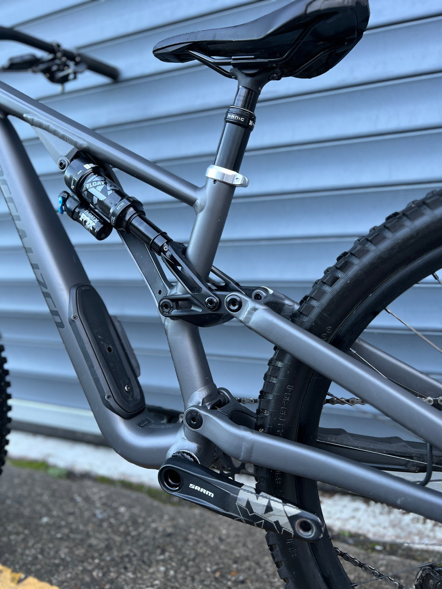 2023 SPECIALIZED STUMPJUMPER EVO MX | RRP £3450