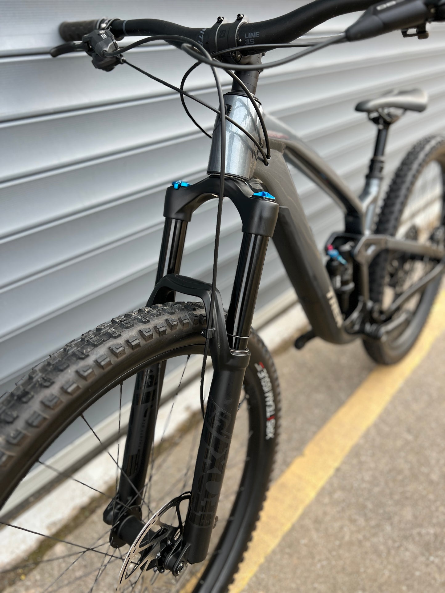 2024 TREK FUEL EX 8 - GEN 6 | RRP £3700
