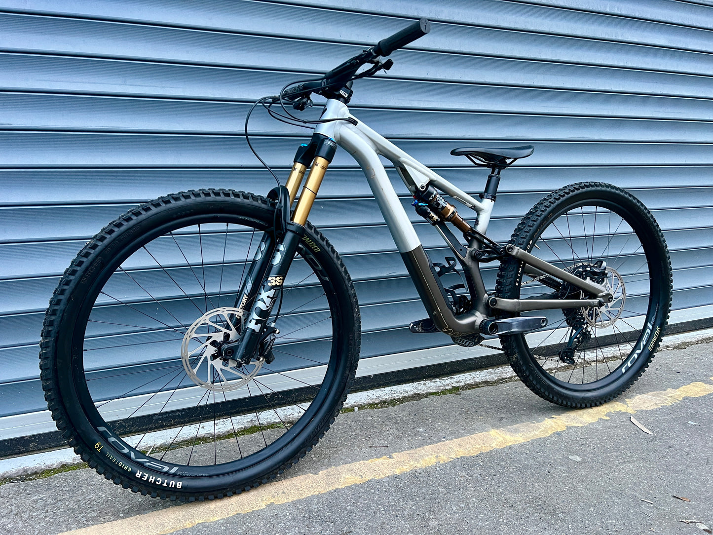 2023 SPECIALIZED STUMPJUMPER EVO ELITE ALLOY | RRP £5800
