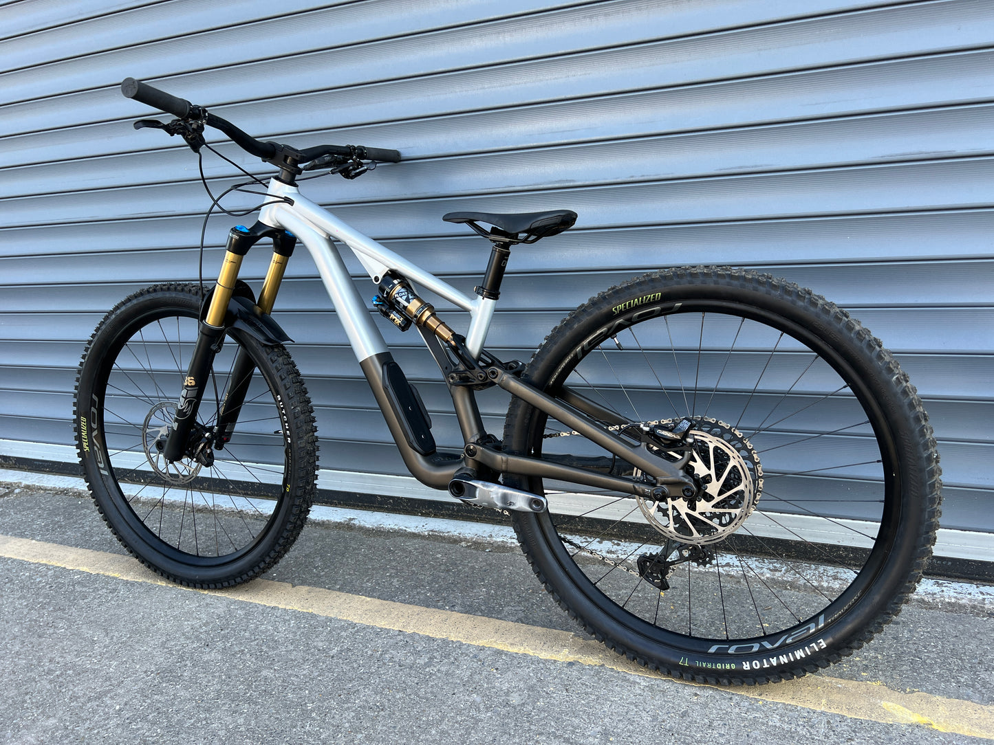 2023 SPECIALIZED STUMPJUMPER EVO ELITE ALLOY | RRP £5800