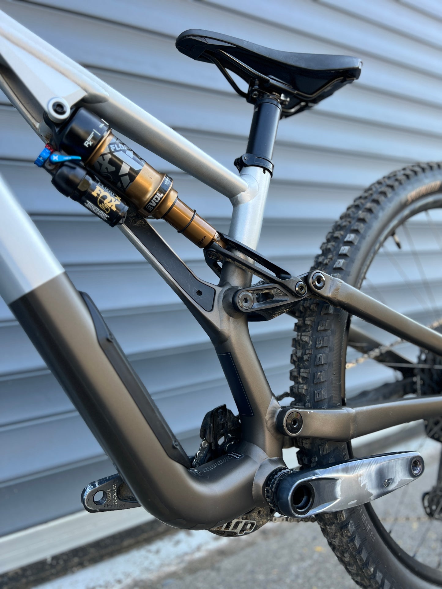 2023 SPECIALIZED STUMPJUMPER EVO ELITE ALLOY | RRP £5800