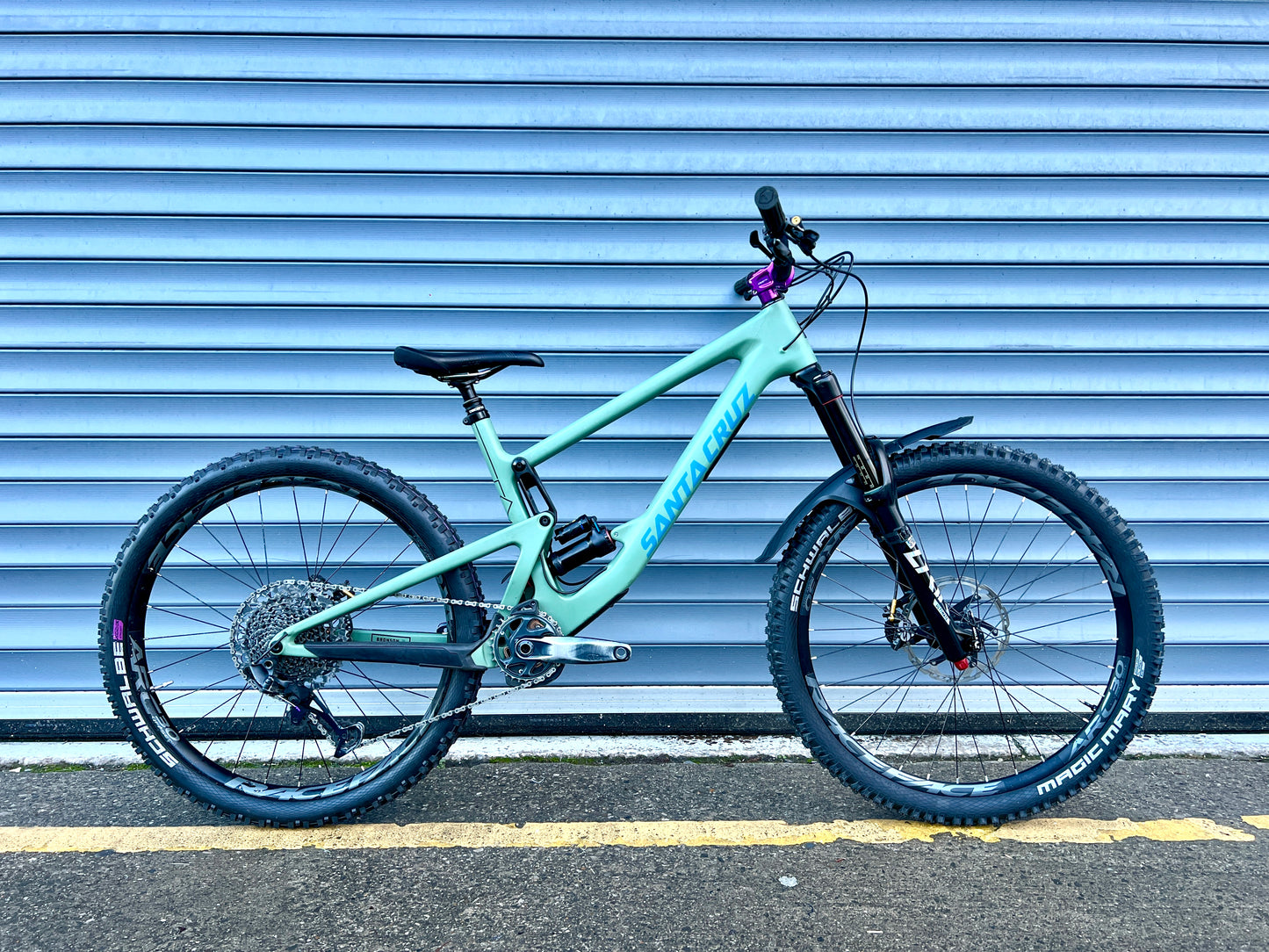 2022 SANTA CRUZ BRONSON C | RRP £7000