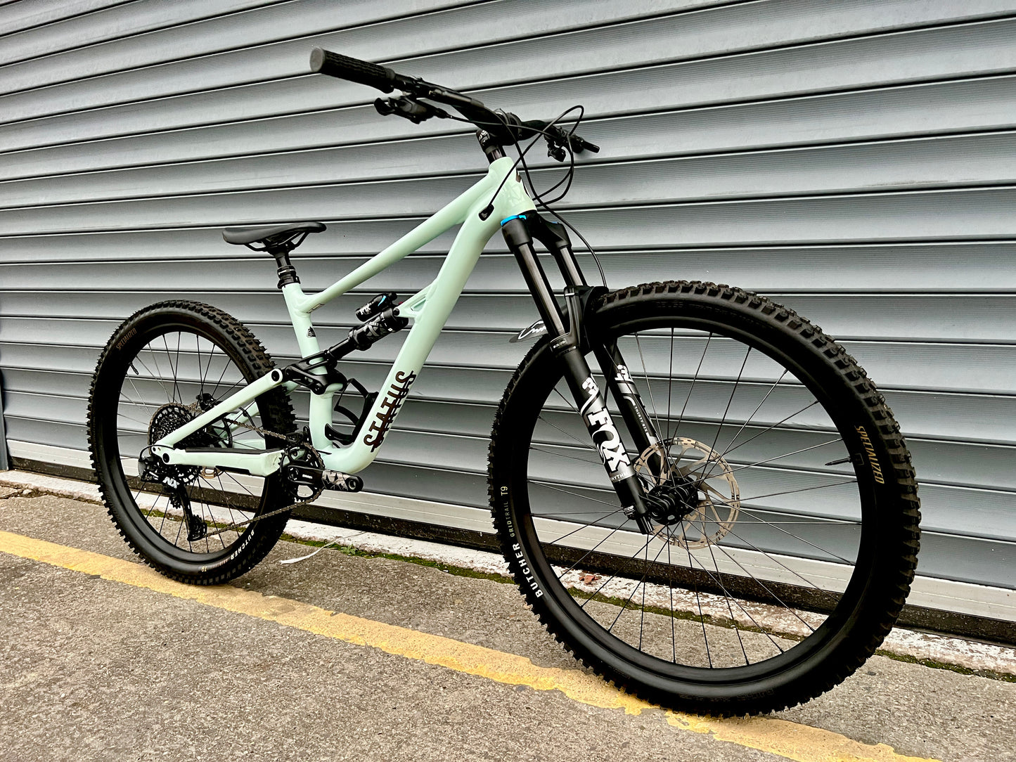 2023 SPECIALIZED STATUS 160 | RRP £3200