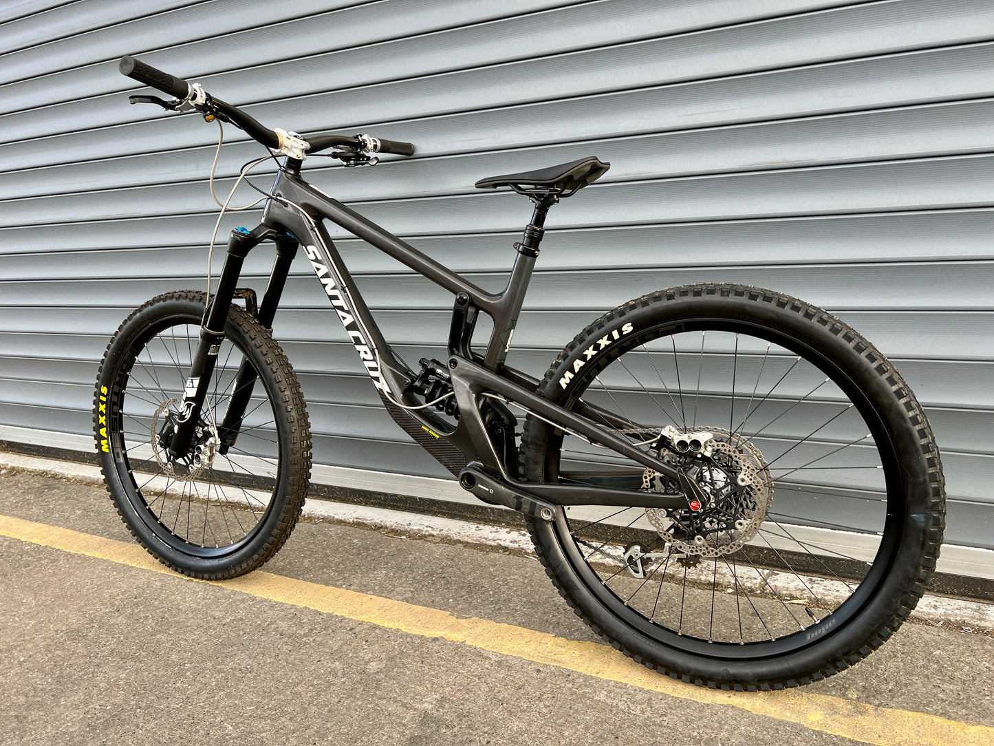 2019 SANTA CRUZ NOMAD V4 CC | RRP £8000