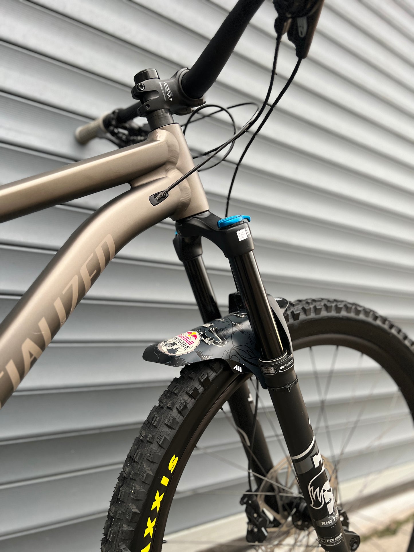 2024 SPECIALIZED STUMPJUMPER COMP | RRP £3000