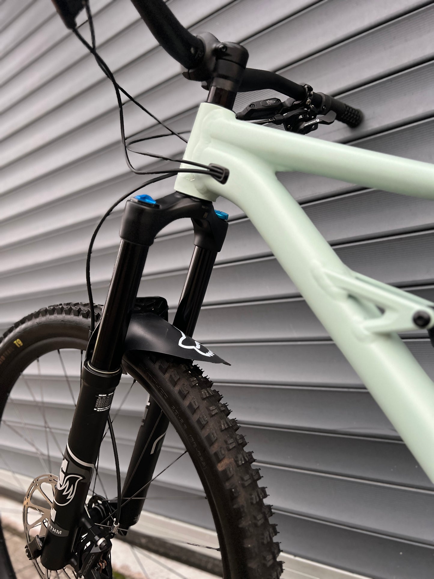 2023 SPECIALIZED STATUS 160 | RRP £3200