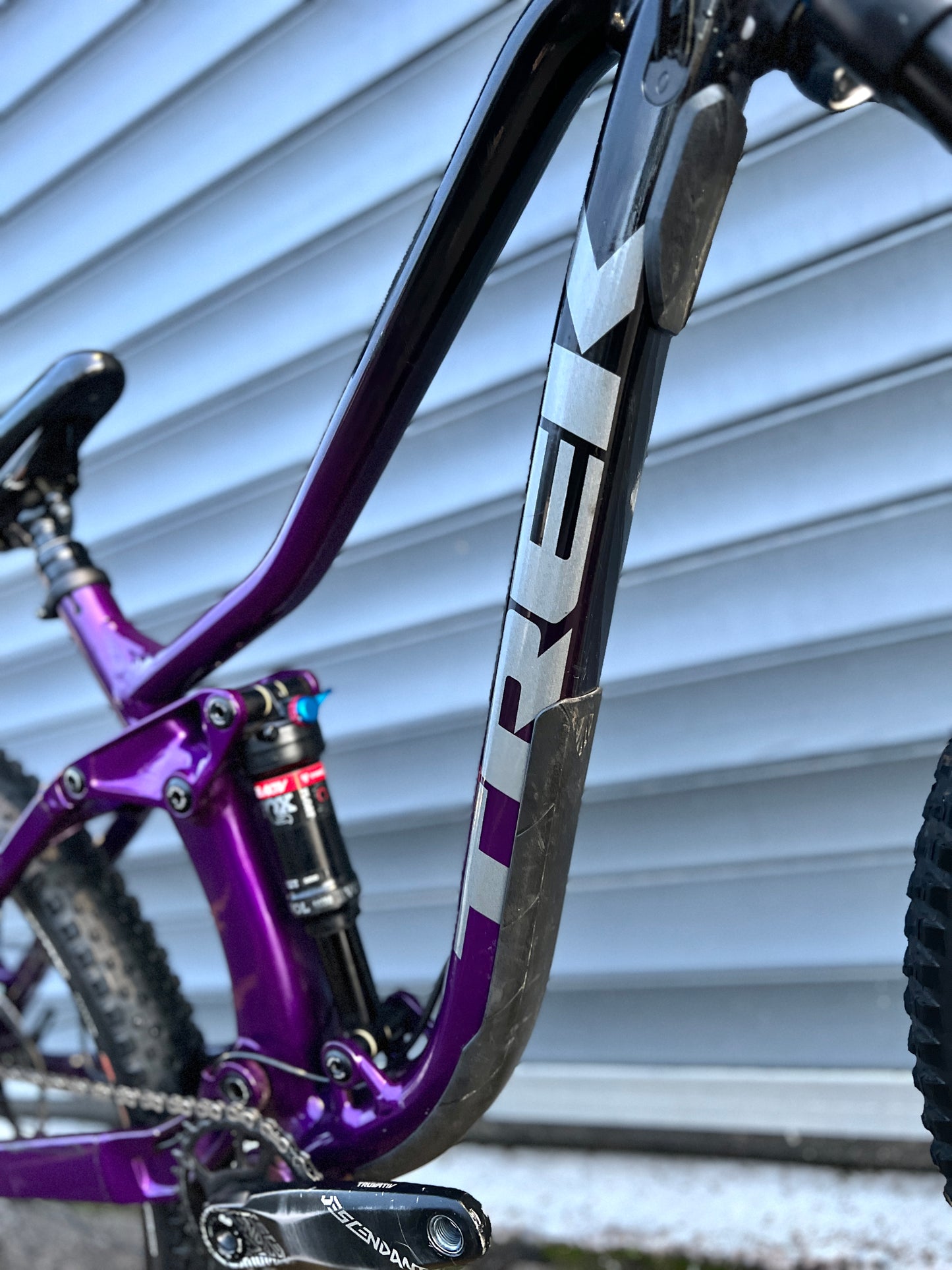 2022 TREK FUEL EX8 GEN 5 | RRP £3250