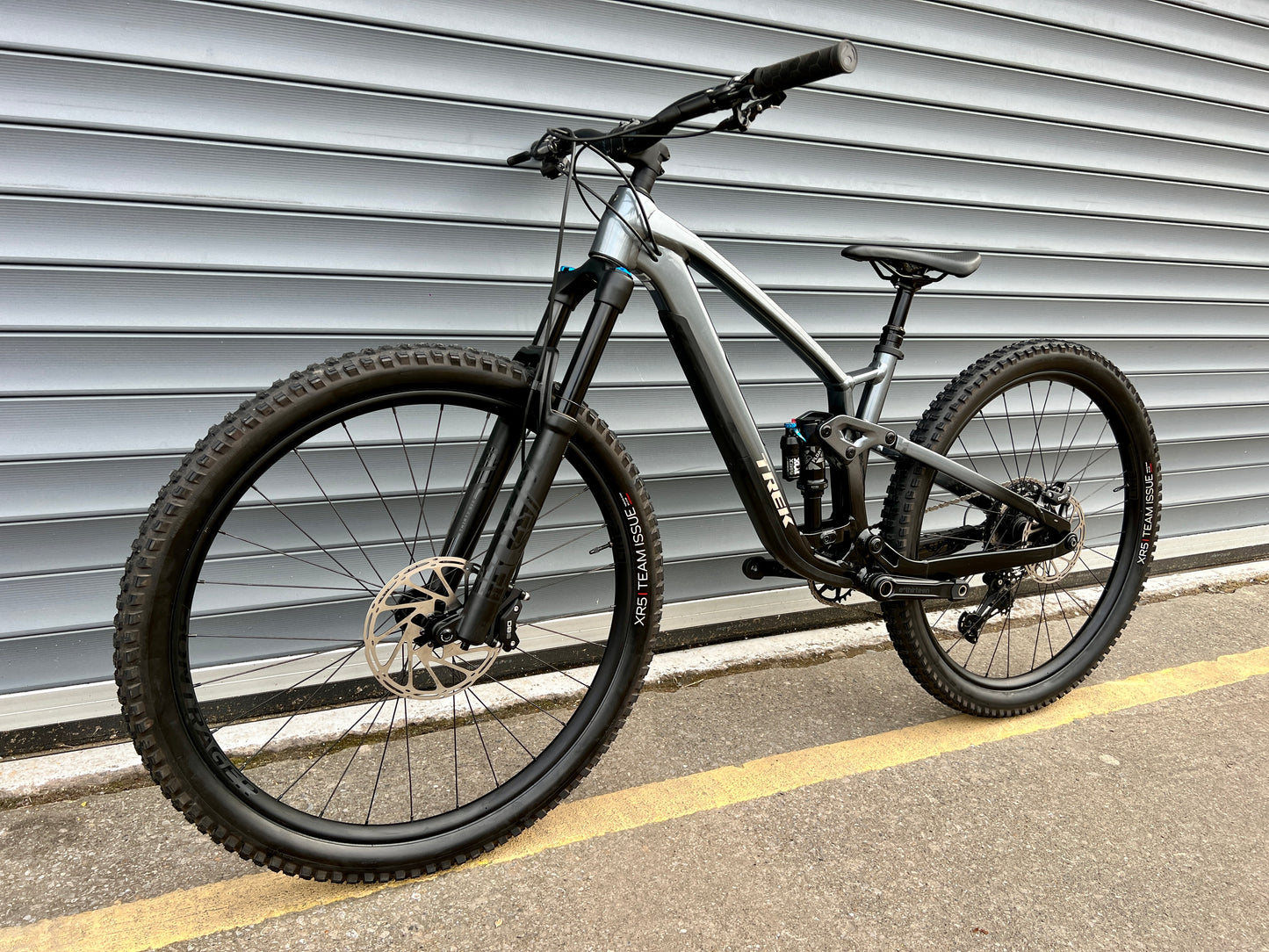 2024 TREK FUEL EX 8 - GEN 6 | RRP £3700