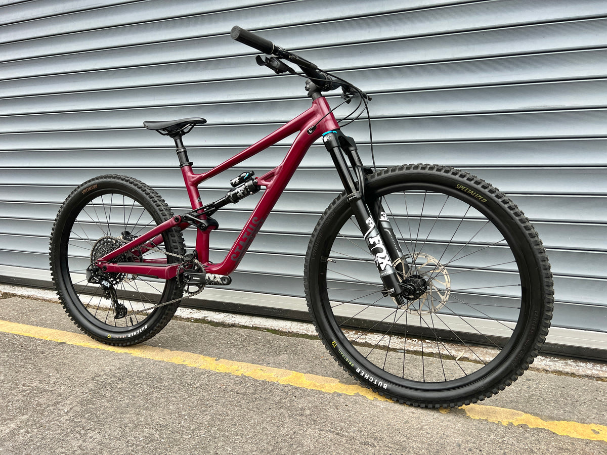 2023 SPECIALIZED STATUS 160 | RRP £3200