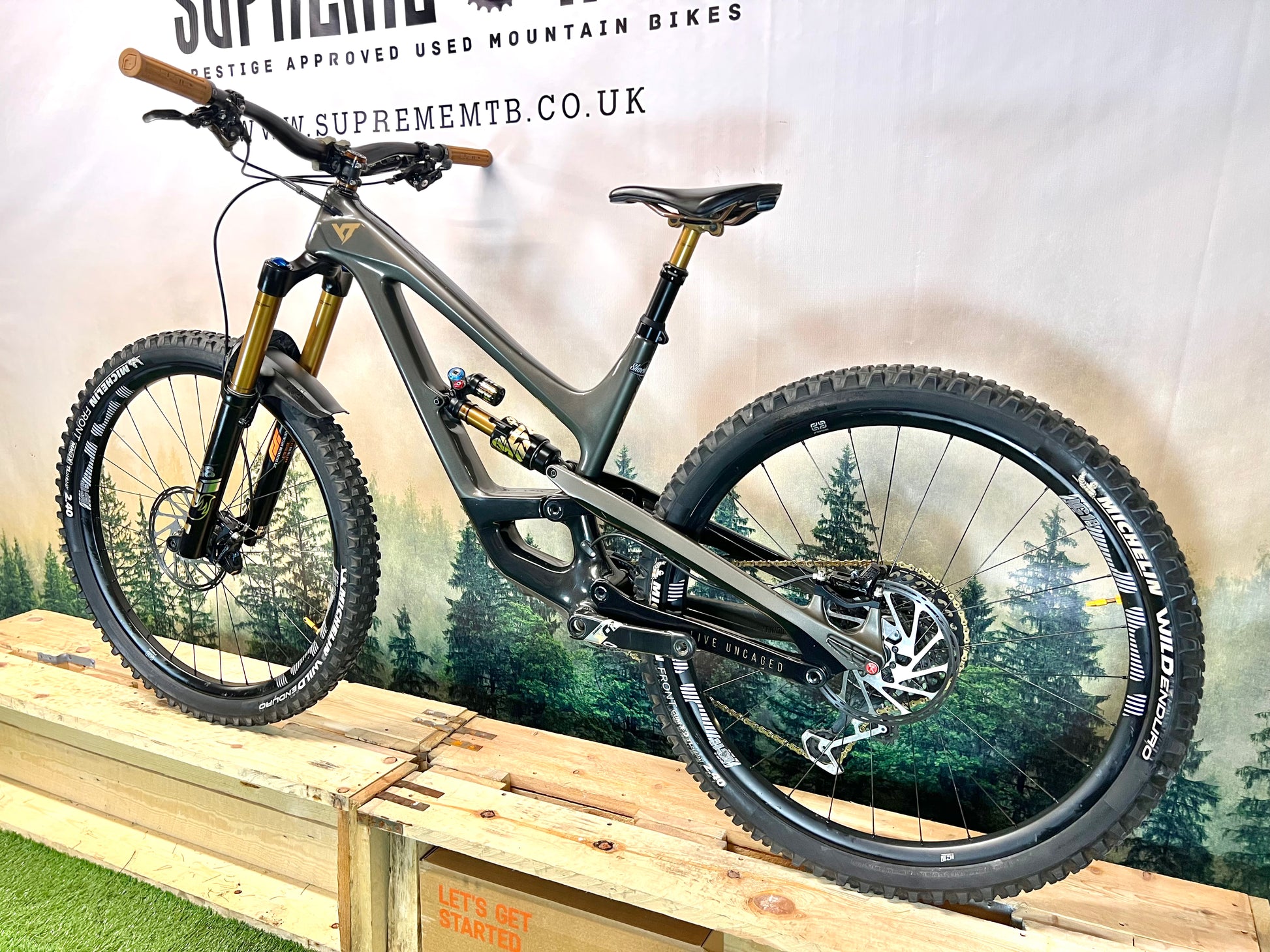 2020 YT CAPRA CF ELITE 29 RRP 5900 Supreme MTB