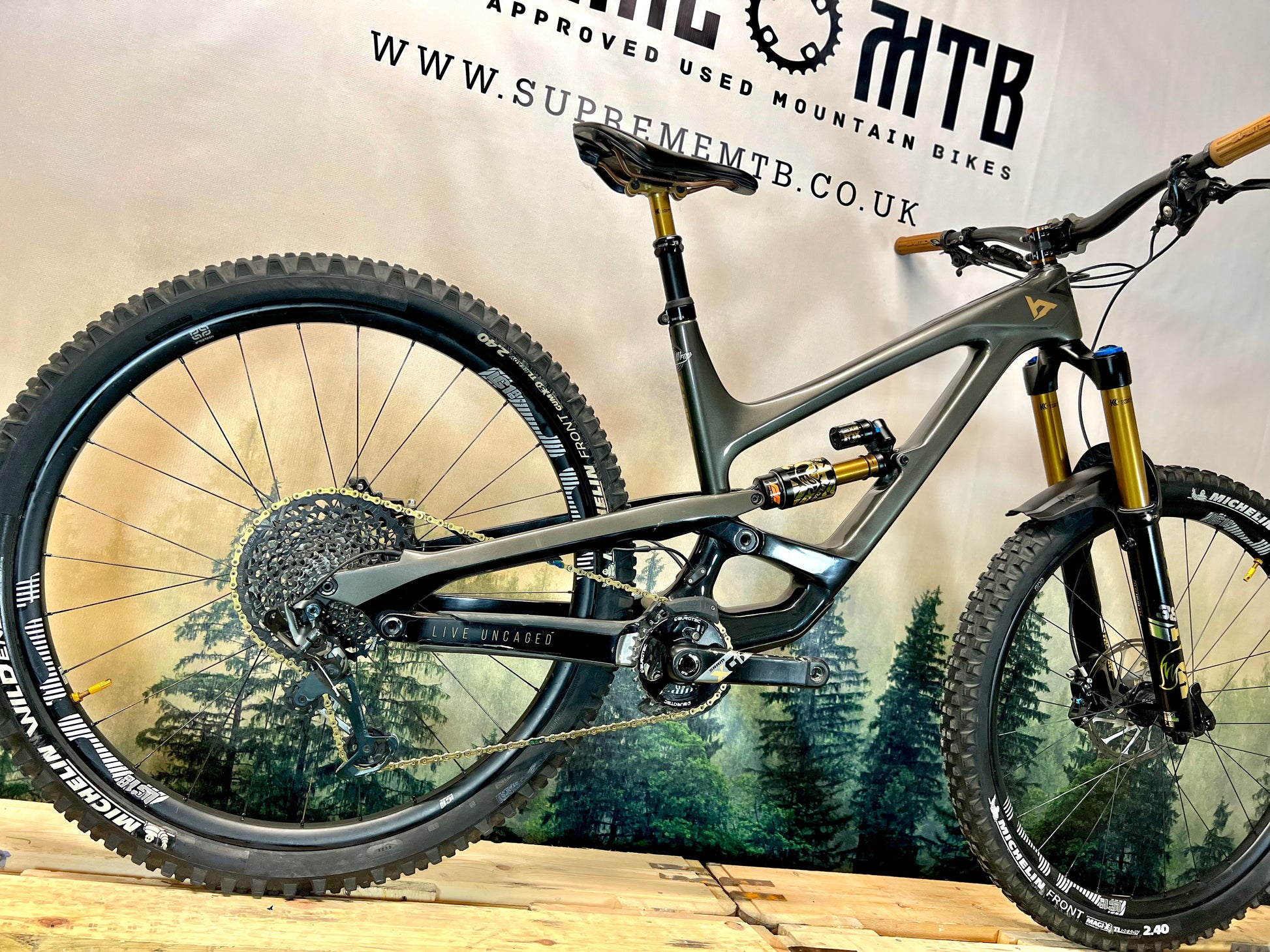 2020 YT CAPRA CF ELITE 29 RRP 5900 Supreme MTB