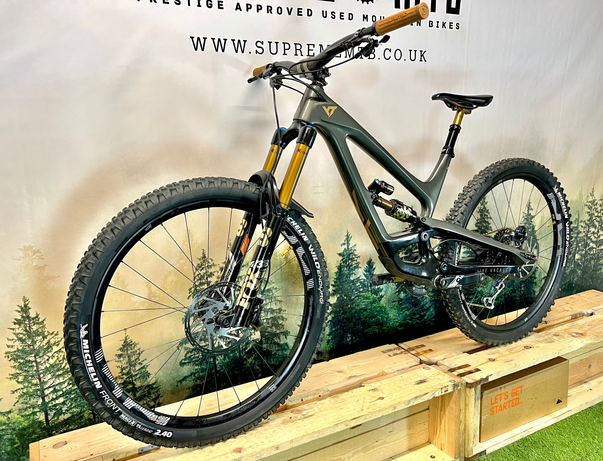 2020 YT CAPRA CF ELITE 29 RRP 5900 Supreme MTB