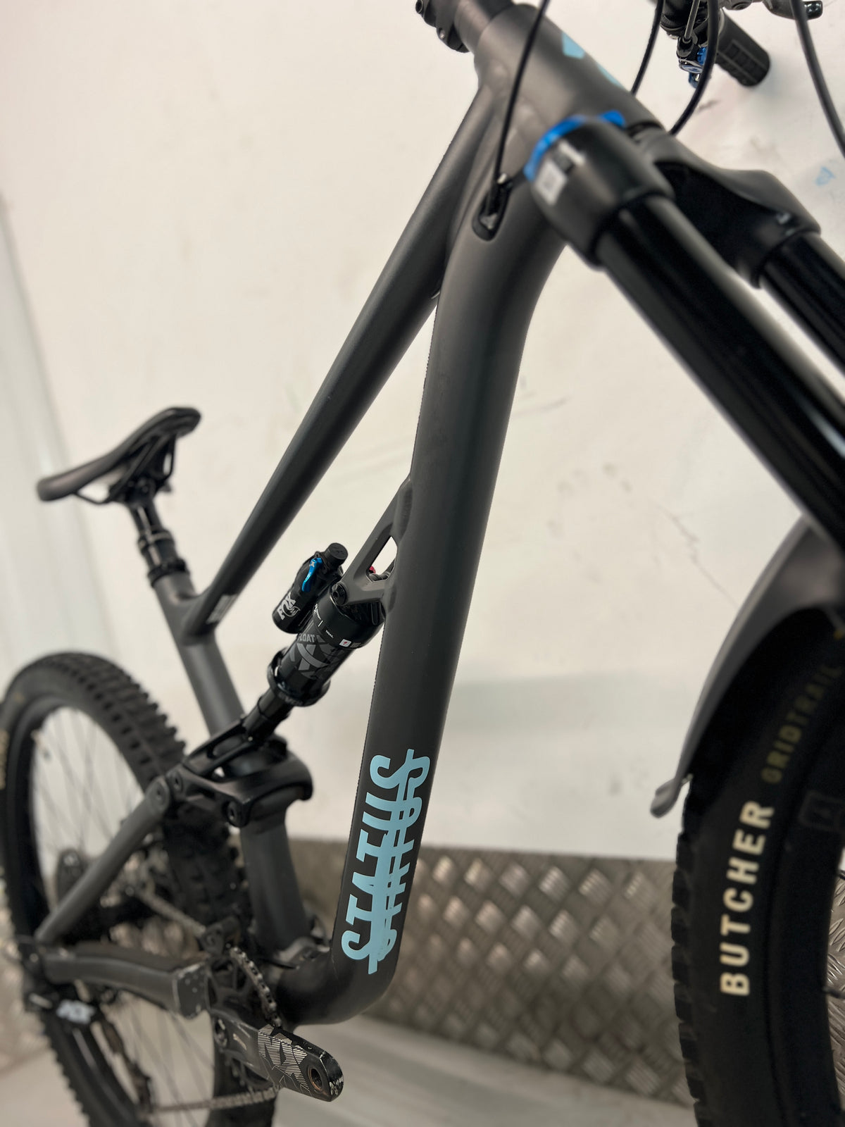 2022/23 SPECIALIZED STATUS 160 MULLET | RRP £3200