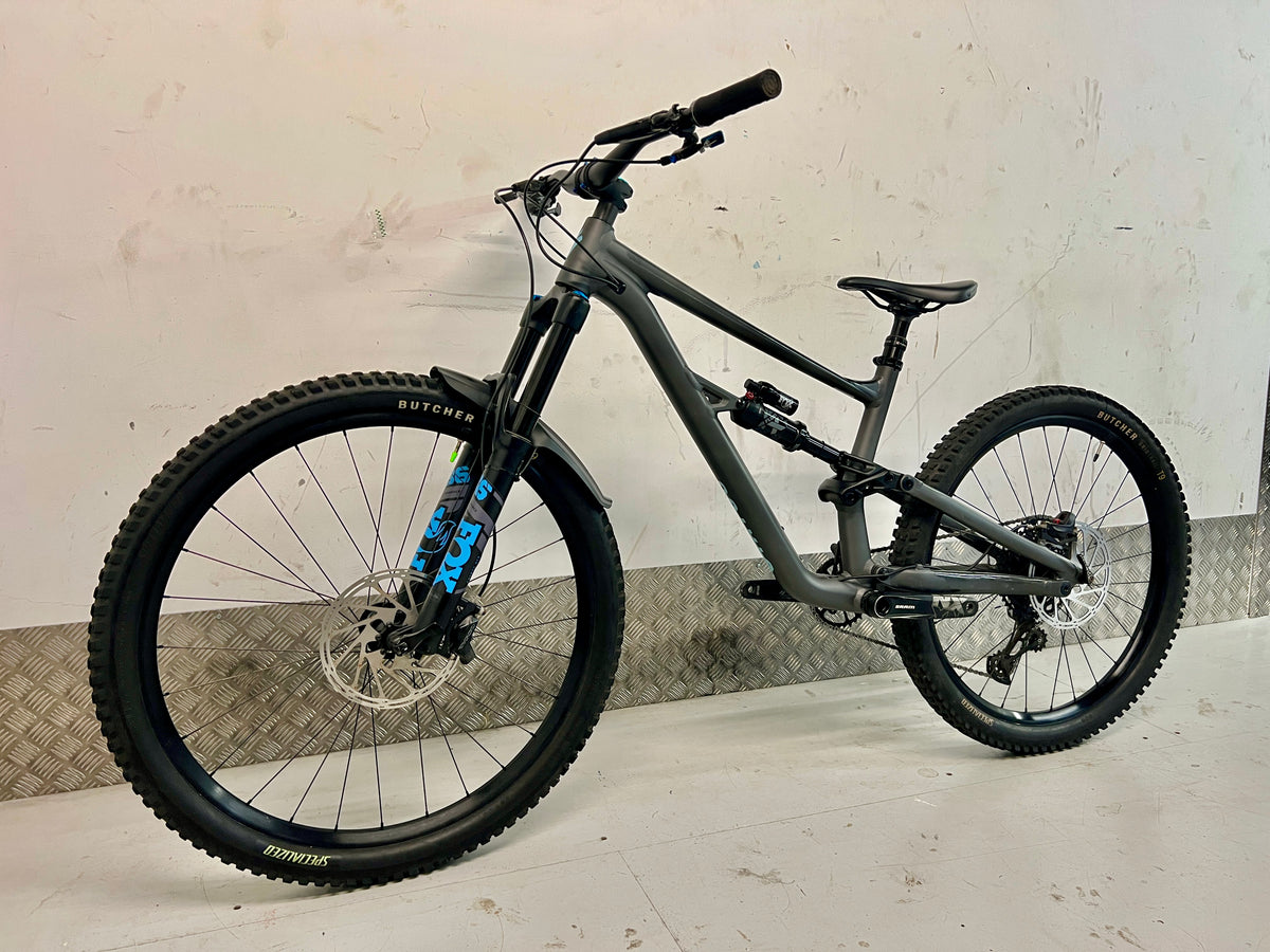 2022/23 SPECIALIZED STATUS 160 MULLET | RRP £3200