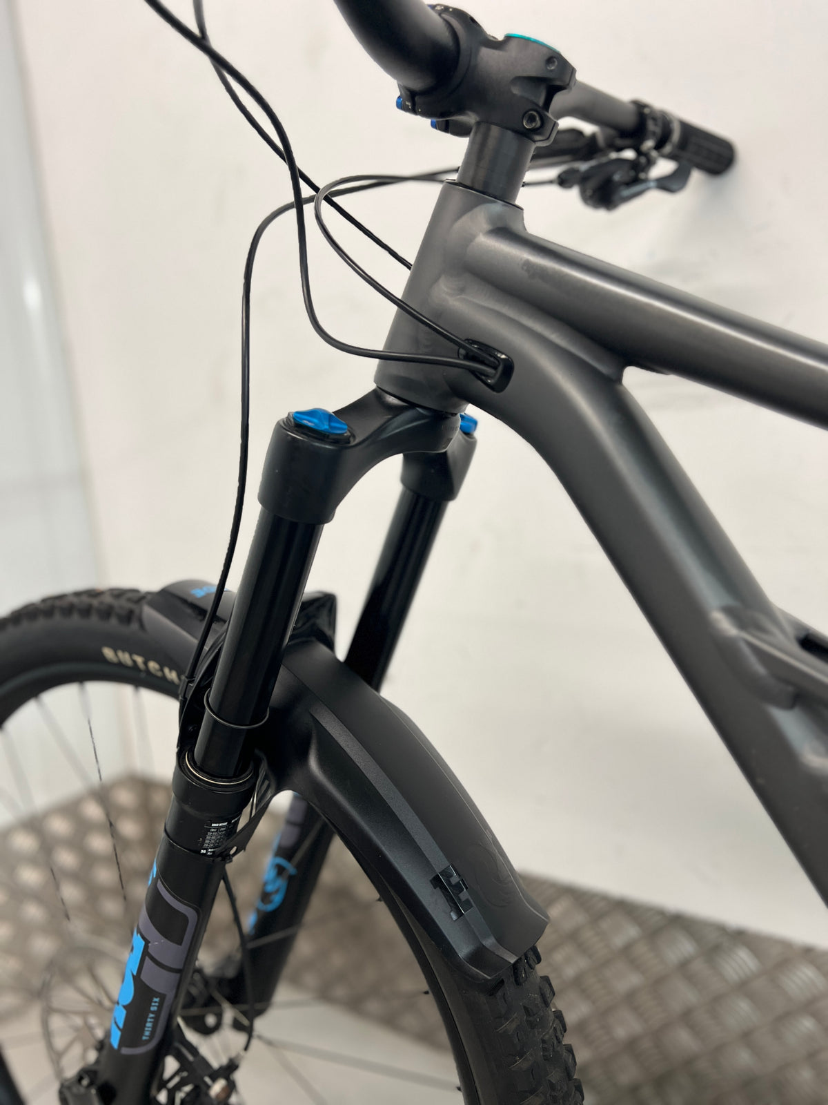 2022/23 SPECIALIZED STATUS 160 MULLET | RRP £3200