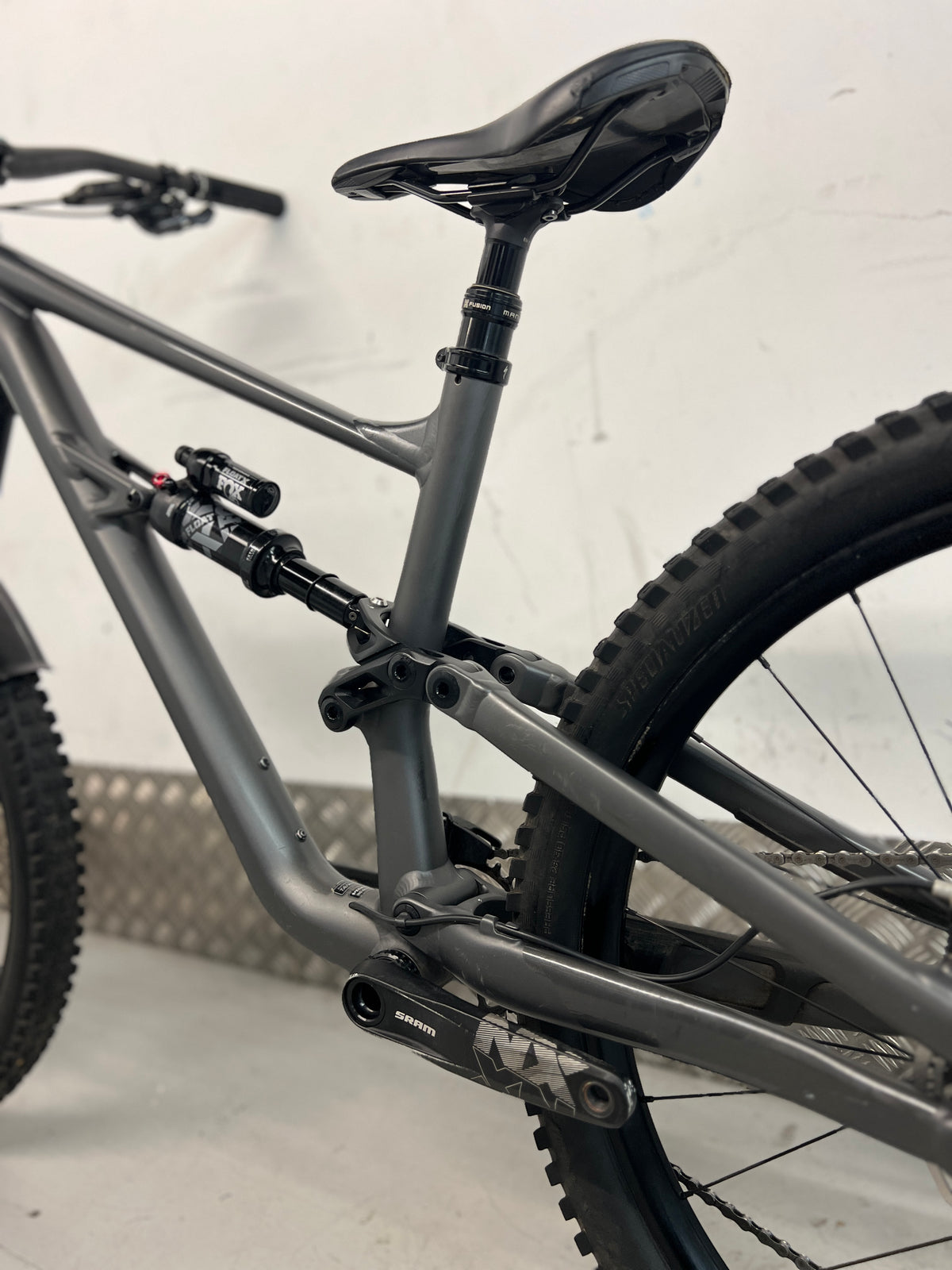 2022/23 SPECIALIZED STATUS 160 MULLET | RRP £3200